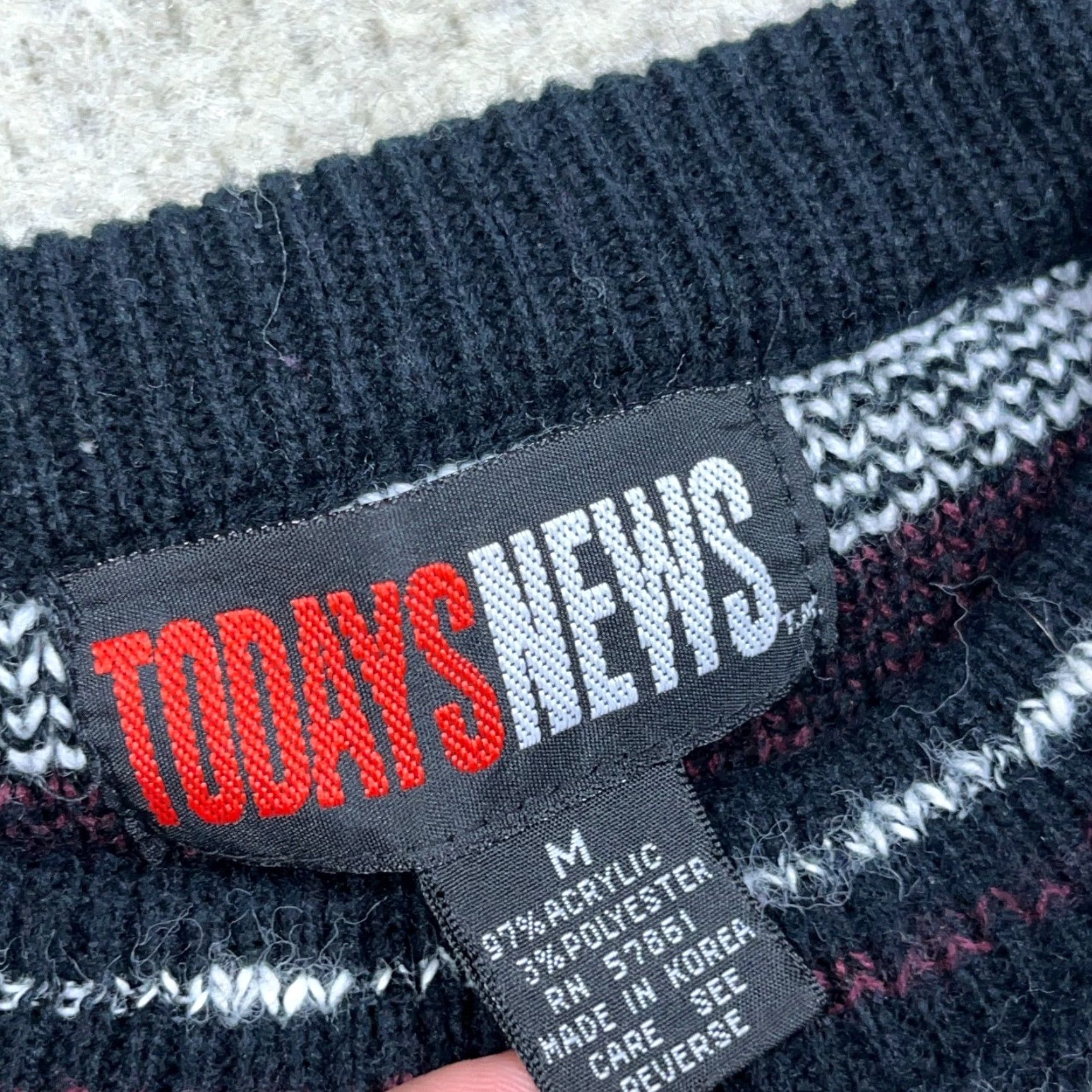 Vintage Vintage Grandpa Sweater Men Medium Black Red Geometric Knit Golf 90s Y2K Cosby Size US M / EU 48-50 / 2 - 4 Thumbnail