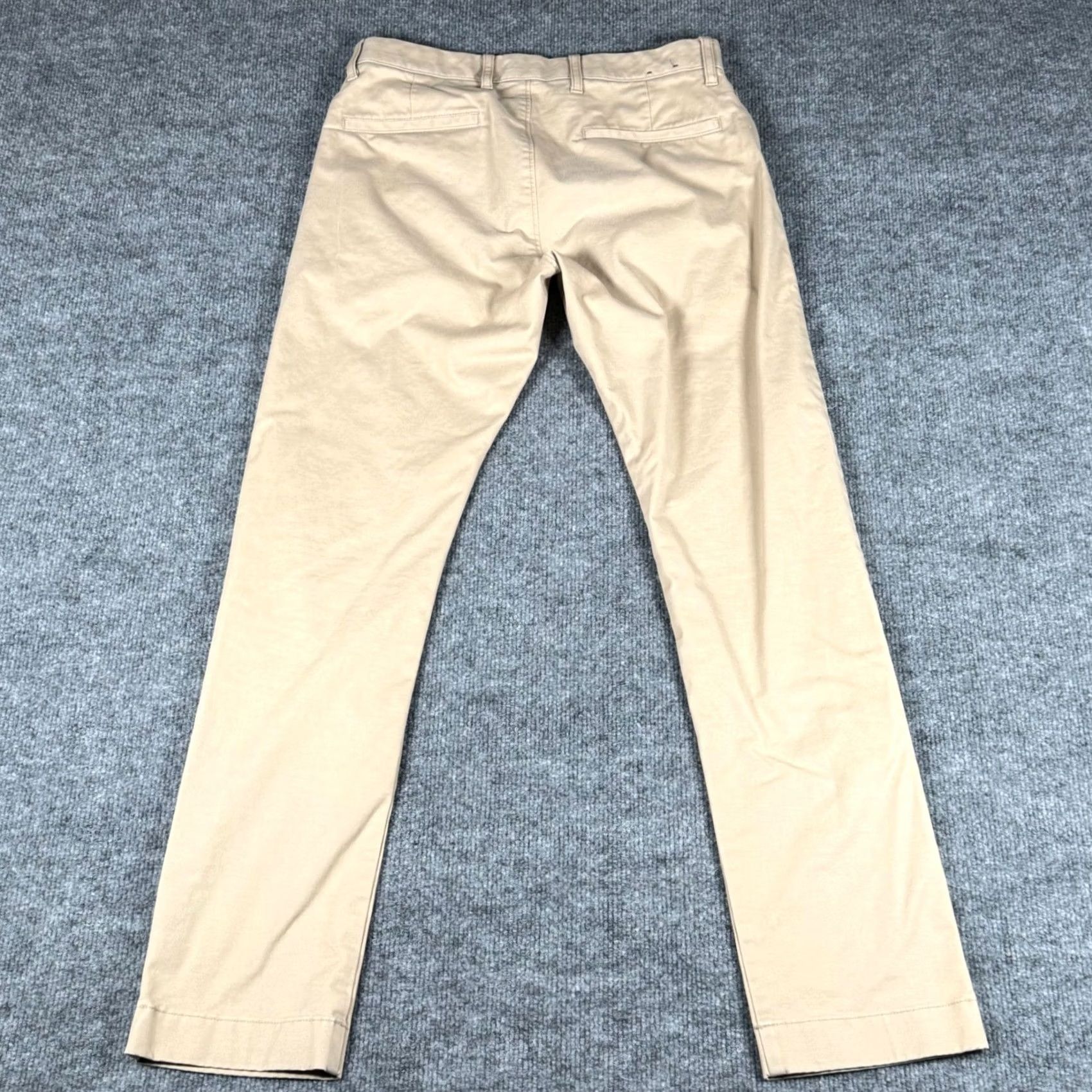 J.Crew J.CREW Flex Slim Chino Pants Casual Khaki Beige 30x30 Men’s Slim Fit Workwear Pockets Stretch Flat Front Tapered Front Zipper Logo 2020s Size US 28 / EU 44 - 3 Thumbnail