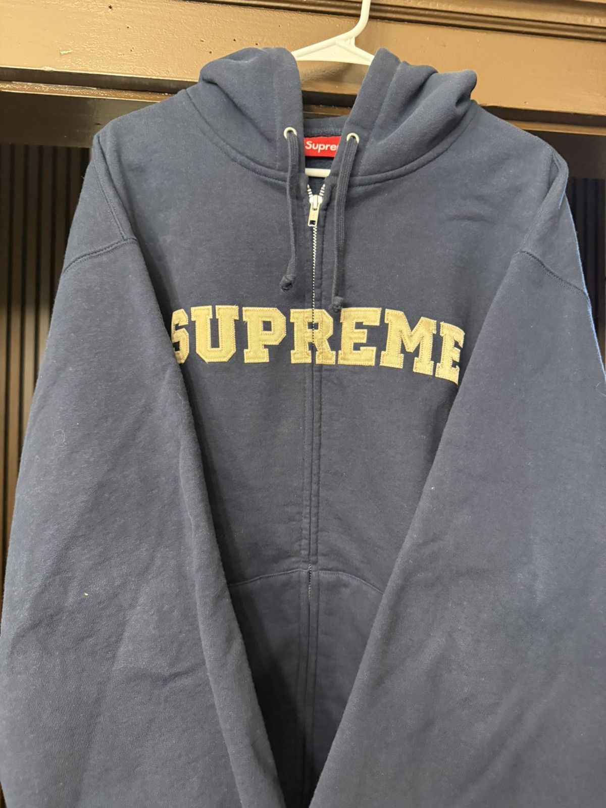 Supreme Supreme Collegiate Appliqué Zip Up Hooded Sweatshirt Size XL Size US XL / EU 56 / 4 - 4 Thumbnail