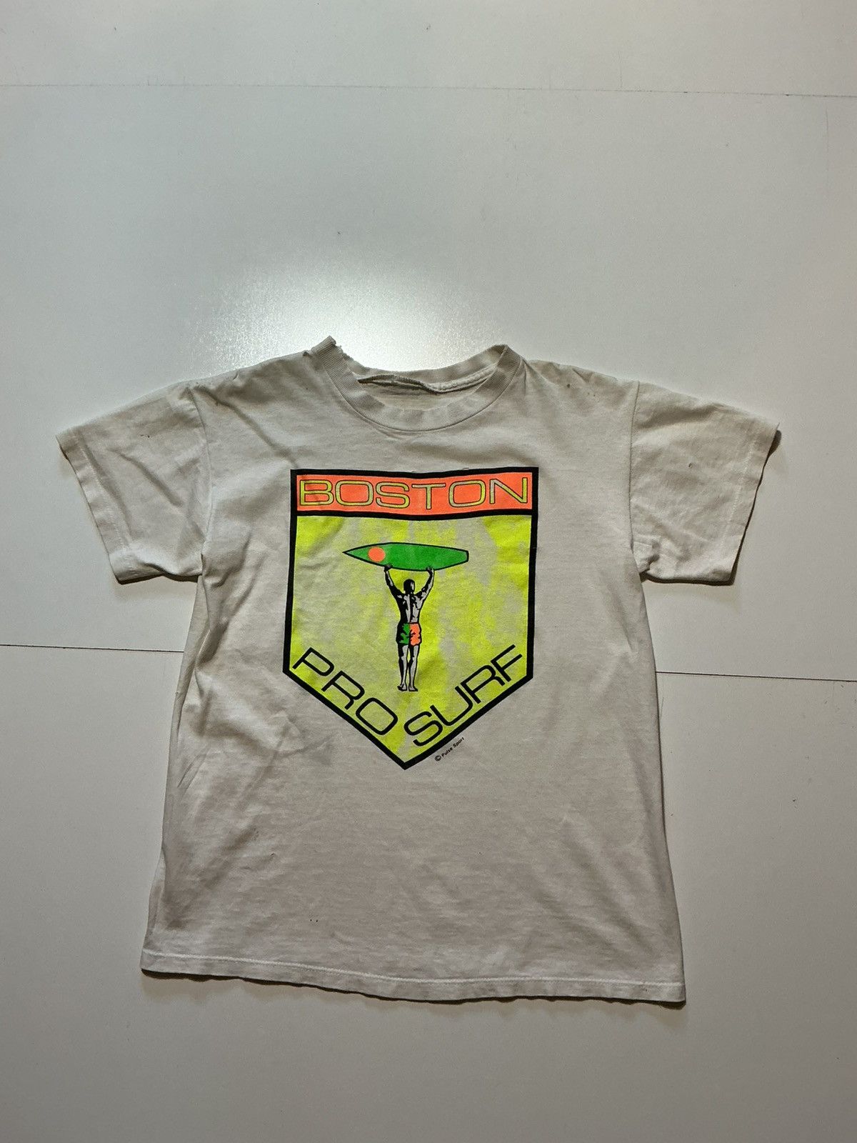 Vintage Vintage 90s Boston Pro Surf Pulse Sport Surfboard T-Shirt Size US S / EU 44-46 / 1 - 1 Thumbnail