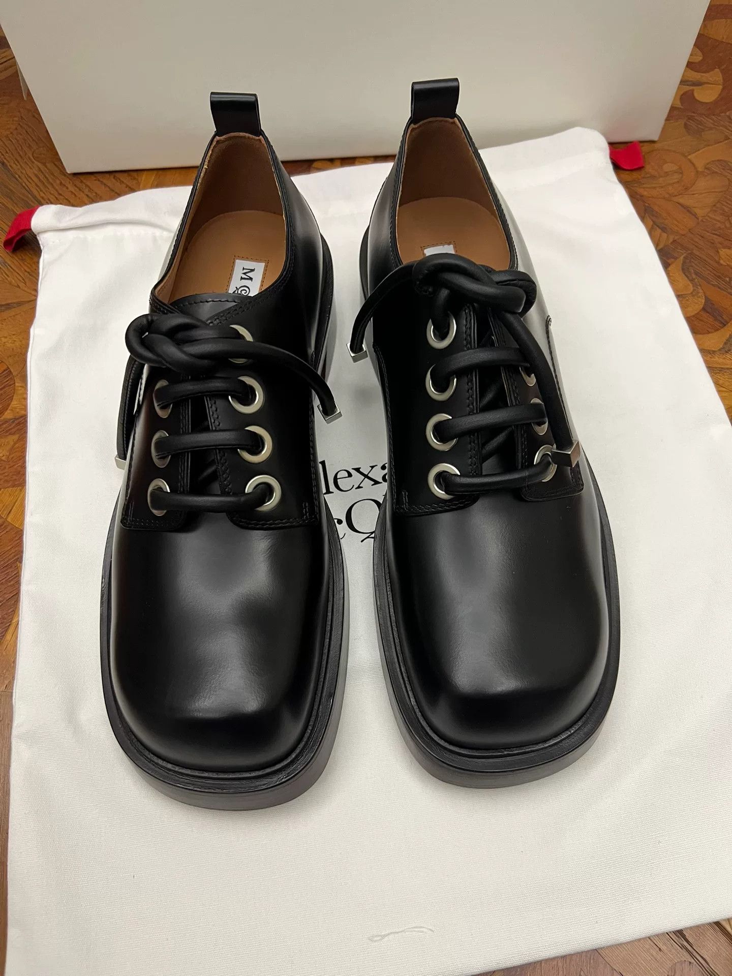 Alexander McQueen Alexander McQueen Men's Square-Toe Lace-Up Shoes Size US 8 / EU 41 - 1 Thumbnail