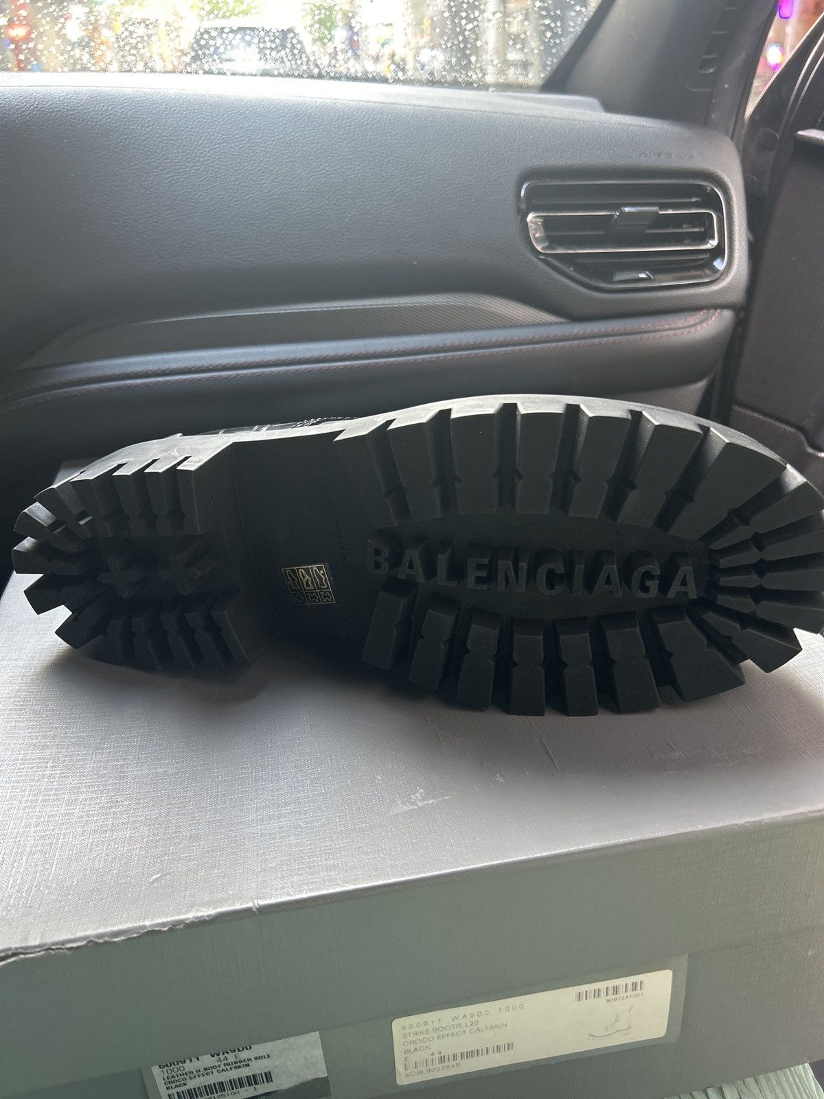 Balenciaga Balenciaga leather boots Size US 11 / EU 44 - 3 Thumbnail