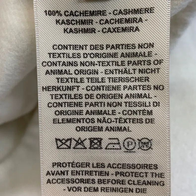 Hermes Hermes White Cashmere Collarless Sleeveless Jacket Size XXS / US 00 / IT 34 - 5 Thumbnail