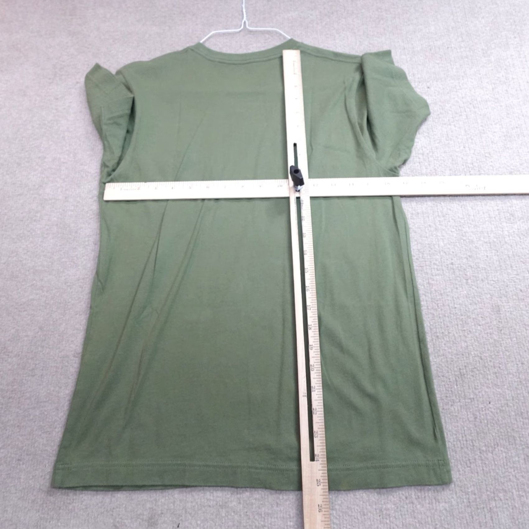 Uniqlo Uniqlo Shirt XS Green Pocket Bee Embroidered Size US XS / EU 42 / 0 - 5 Thumbnail