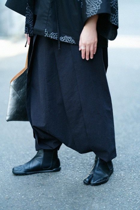 Japanese Brand Hakama pleats wool pants Size US 31 - 6 Thumbnail