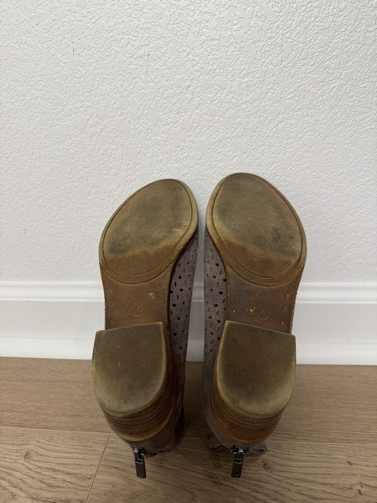 Lucky Brand Lucky Brand Bergyn perforated suede women’s tan boots Size US 6.5 / IT 36.5 - 6 Thumbnail