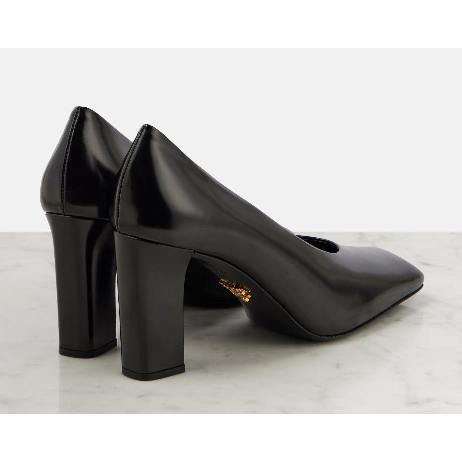 Prada Prada 85mm Black Brushed Leather Block Heel Pump 38.5 Size US 8.5 / IT 38.5 - 15 Thumbnail