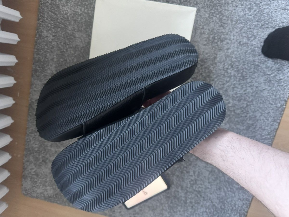 Y-3 Adidas Y-3 Slide Size US 11.5 / EU 44-45 - 2 Thumbnail