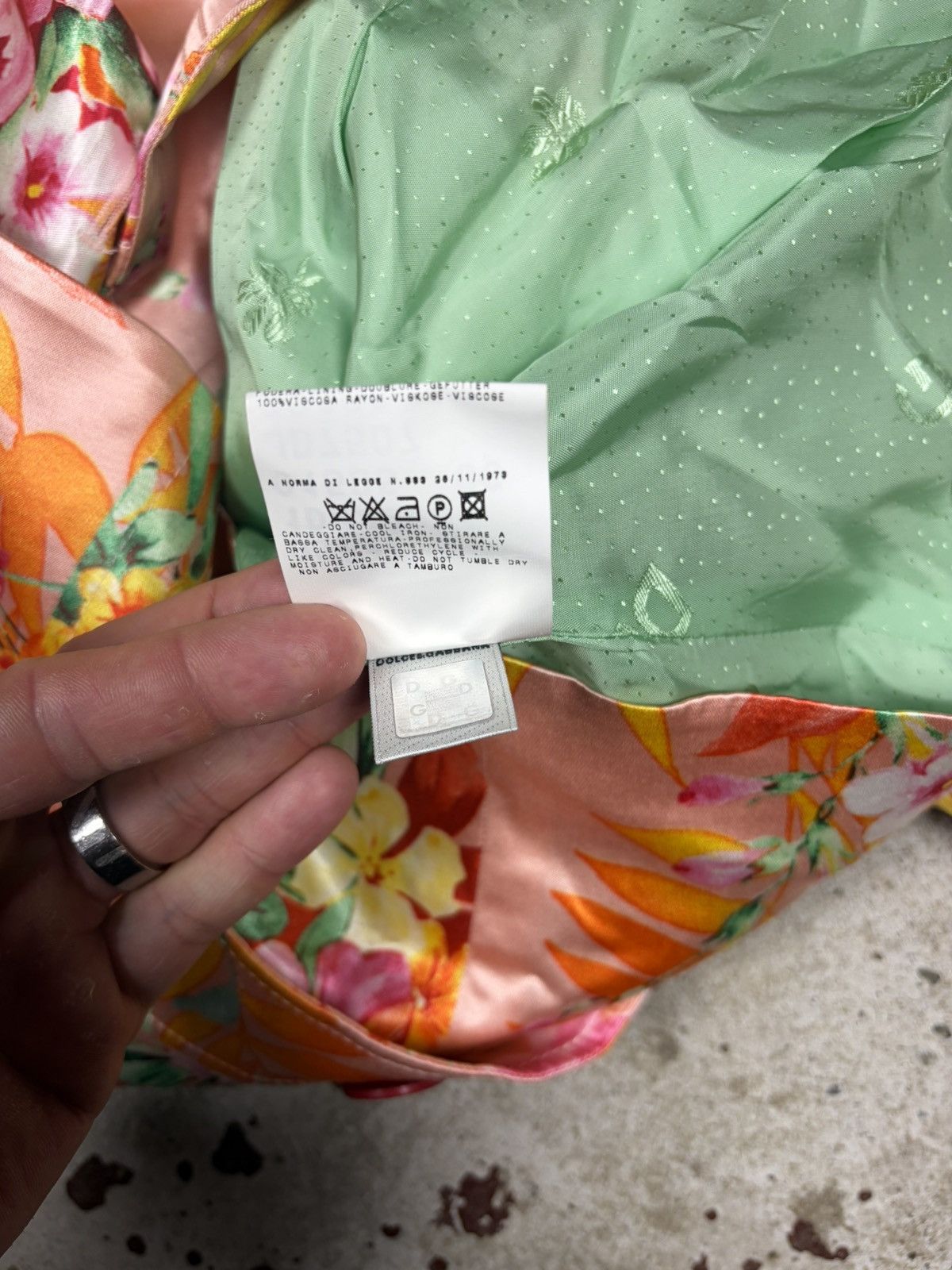 Dolce & Gabbana 2000s Dolce & Gabbana Viscose Floral Print Blazer Jacket Size L / US 10 / IT 46 - 12 Thumbnail