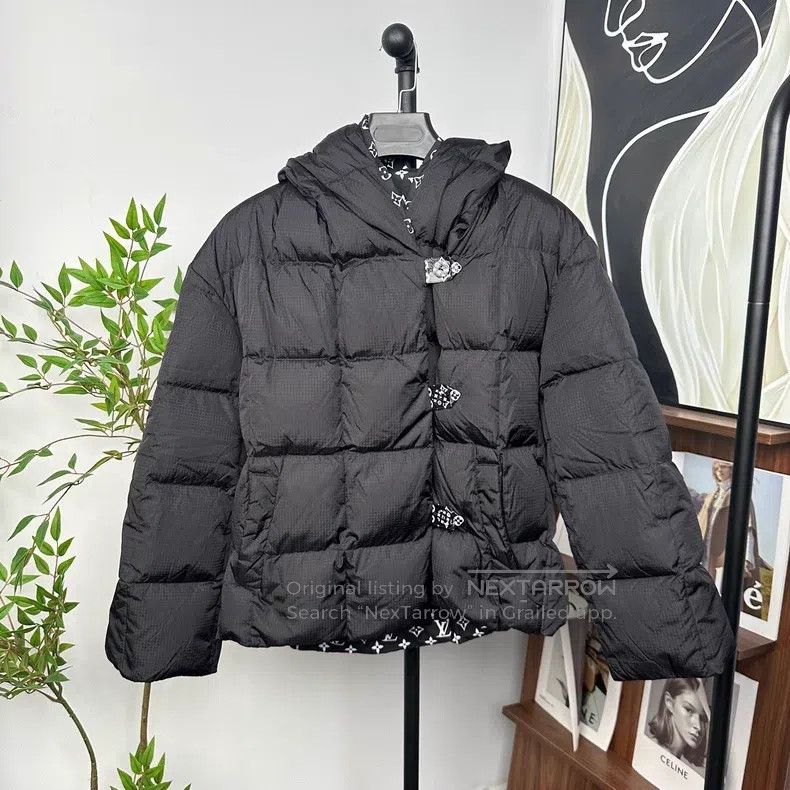Louis Vuitton Louis Vuitton Black and white classic presbyopic down jack Size XS / US 0-2 / IT 36-38 - 1 Thumbnail