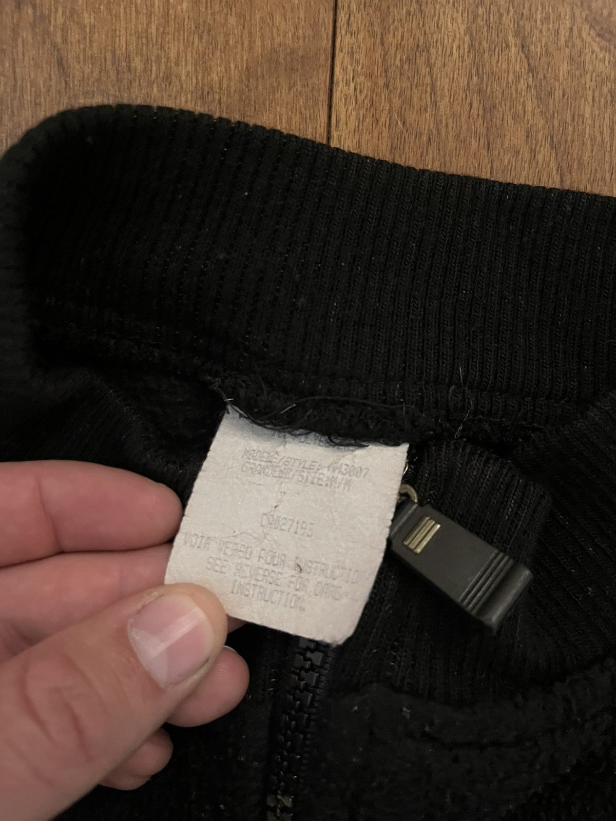Maui and Sons Vintage maui and sons surfwear fleece jacket Size US L / EU 52-54 / 3 - 3 Thumbnail