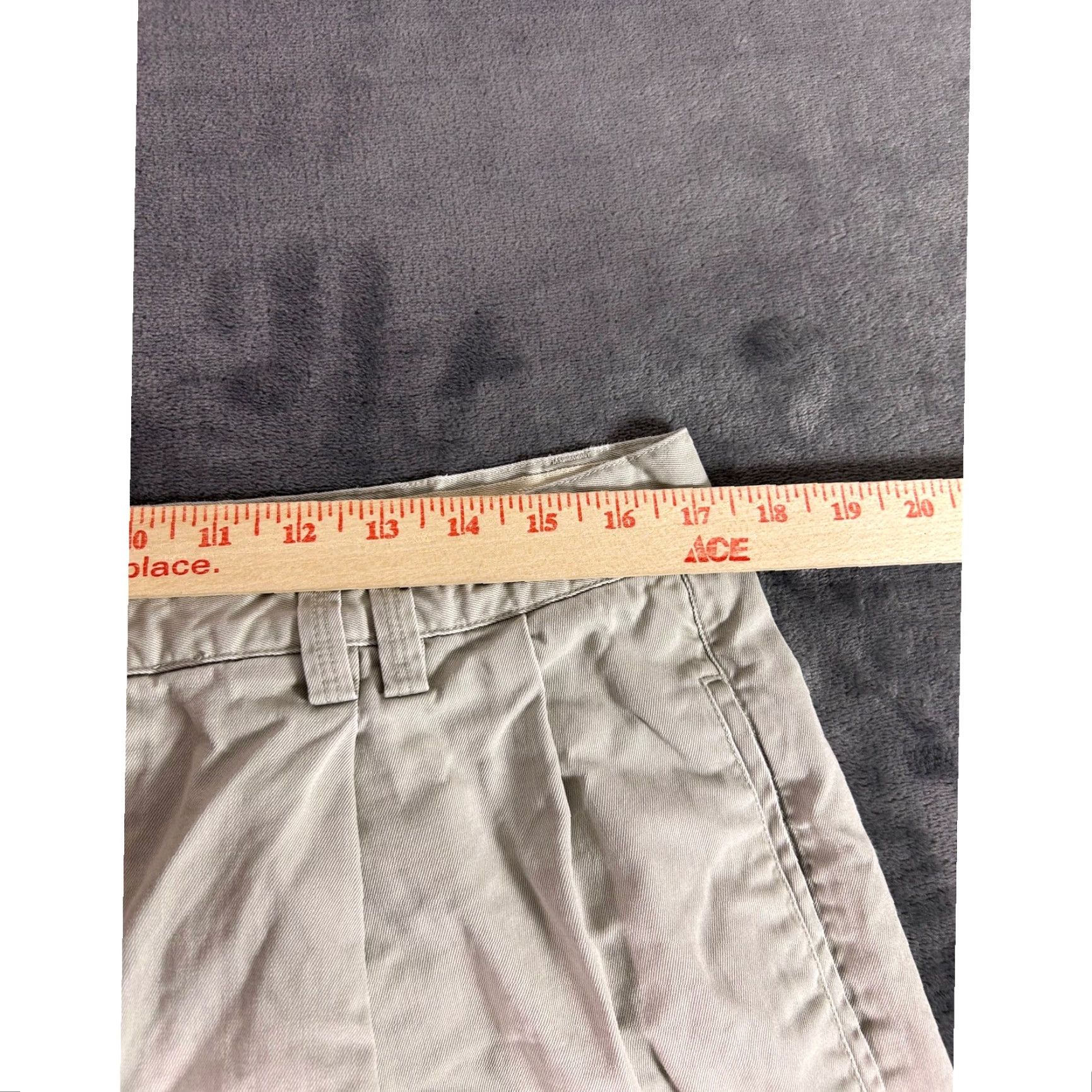 Tommy Bahama Tommy Bahama Shorts Mens Pleated Relaxed Fit Cotton Khaki Beige 35 Casual Chino Pocket Slah? Size US 35 - 5 Thumbnail