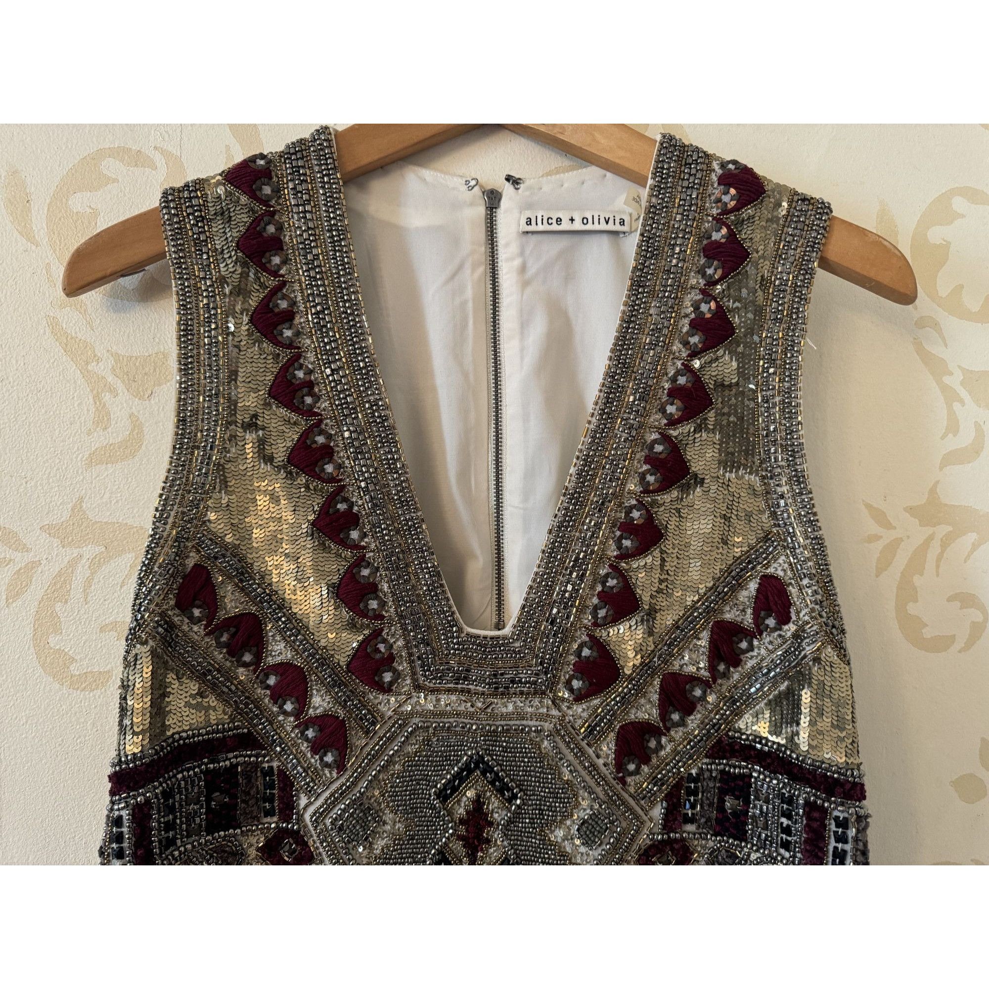 Alice + Olivia Ladies Size 2 Alice + Olivia Stunning nSequin Dress Size XS / US 0-2 / IT 36-38 - 2 Thumbnail