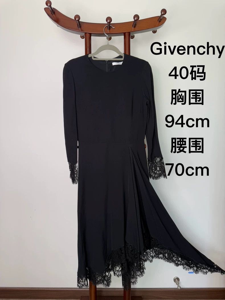 Givenchy Givenchy Runway dress, size 40 (bust 94cm) Size M / US 6-8 / IT 42-44 - 1 Thumbnail