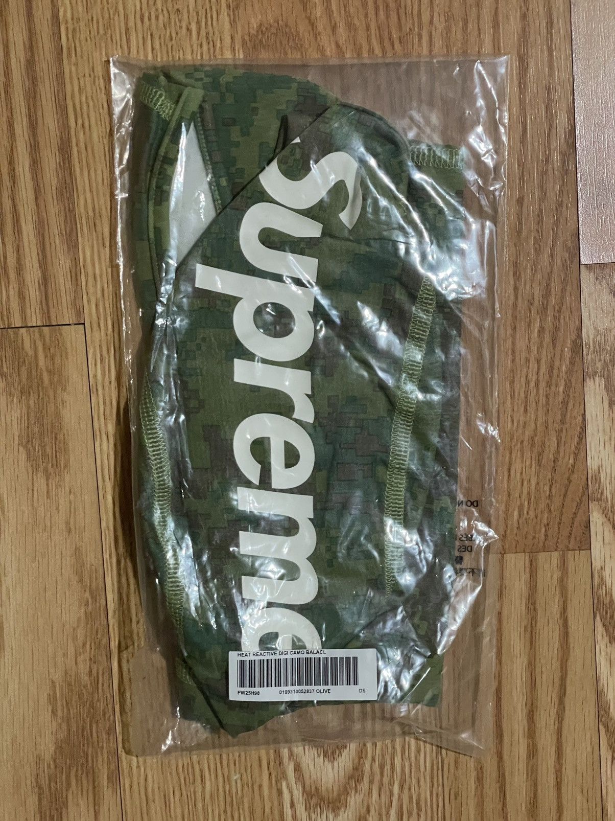 Supreme Heat Reactive Digi Camo Balaclava Green