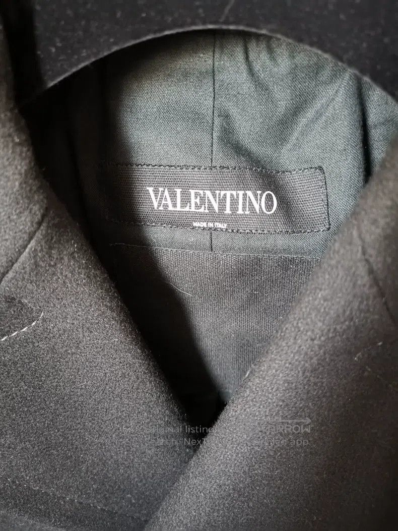 Valentino Valentino cropped jackets Size L / US 10 / IT 46 - 2 Thumbnail