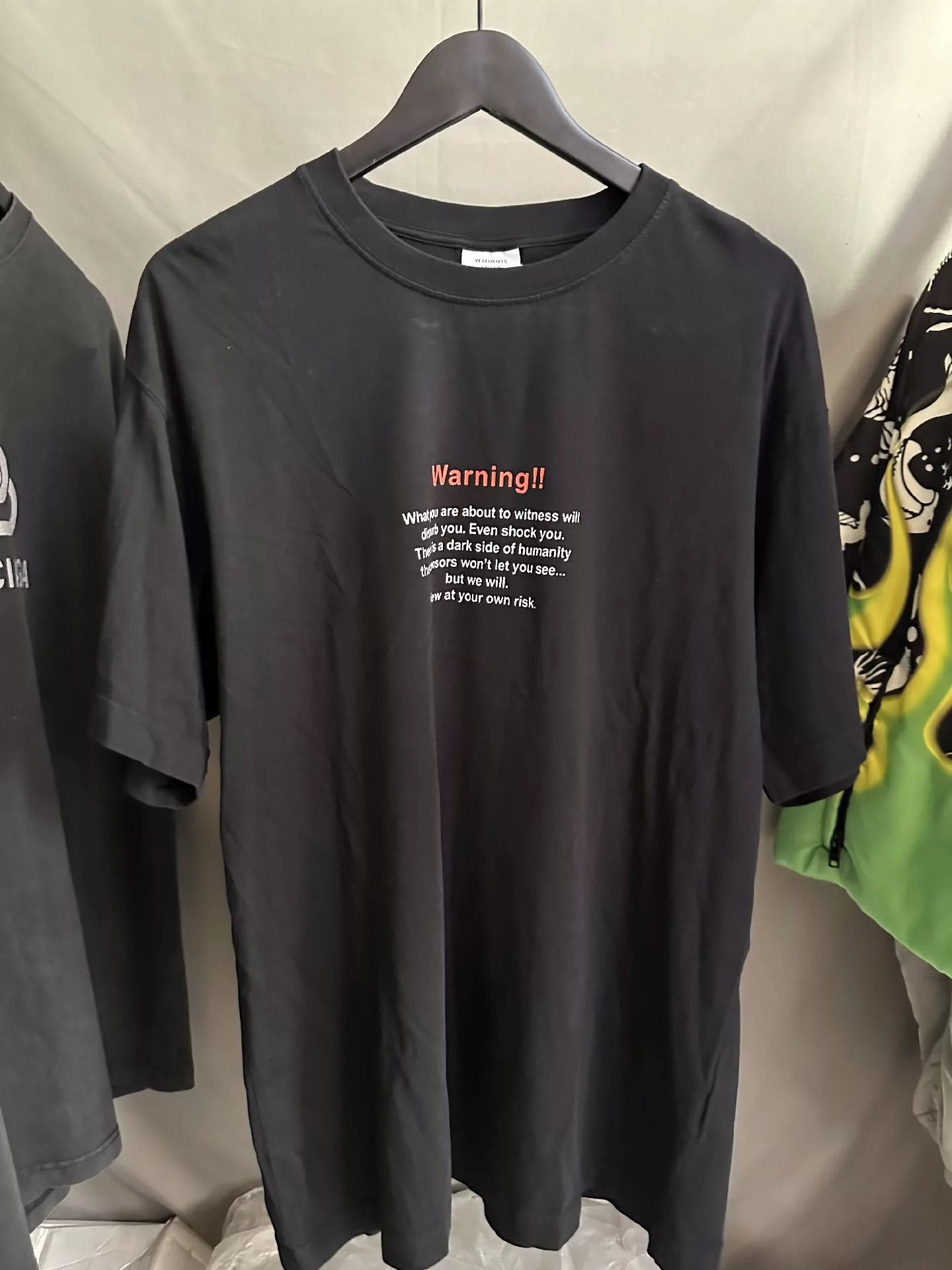 Vetements vetements warning short sleeved -DMC Size US L / EU 52-54 / 3 - 1 Thumbnail