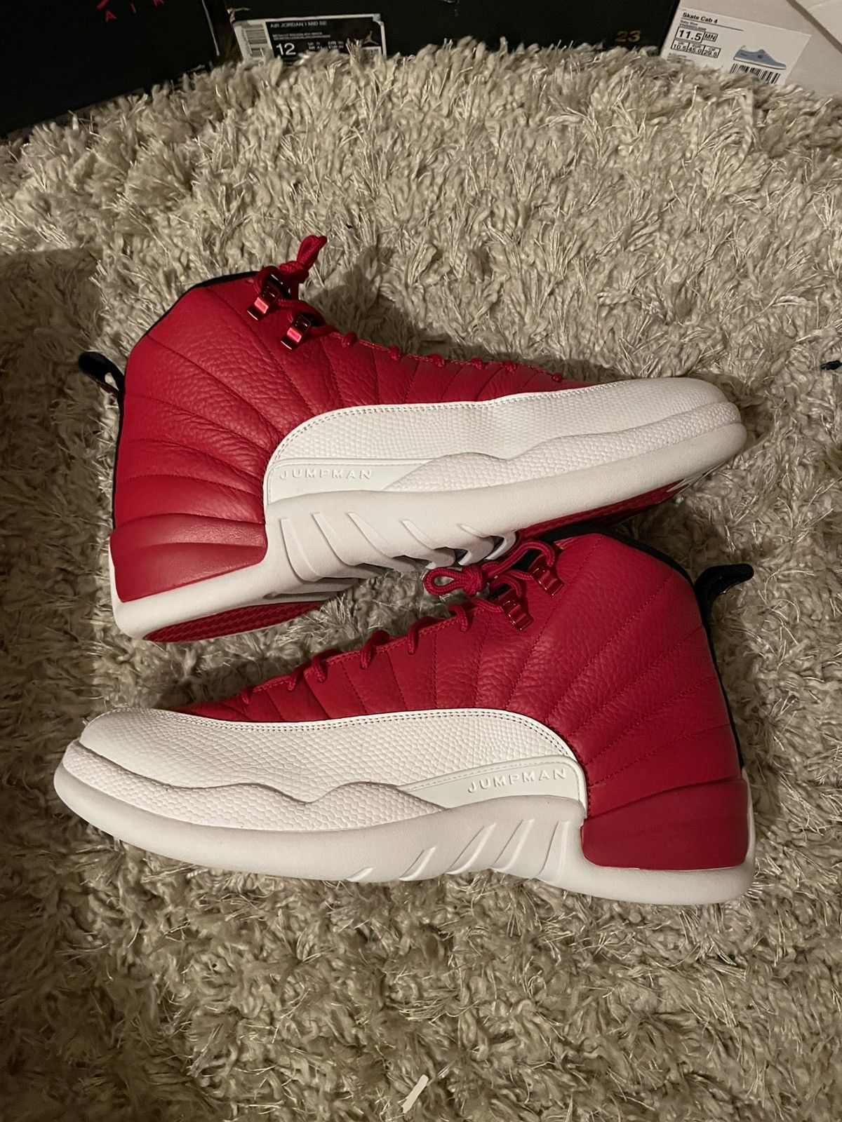 Jordan Brand Jordan 12 Gum Red Size US 13 / EU 46 - 2 Thumbnail
