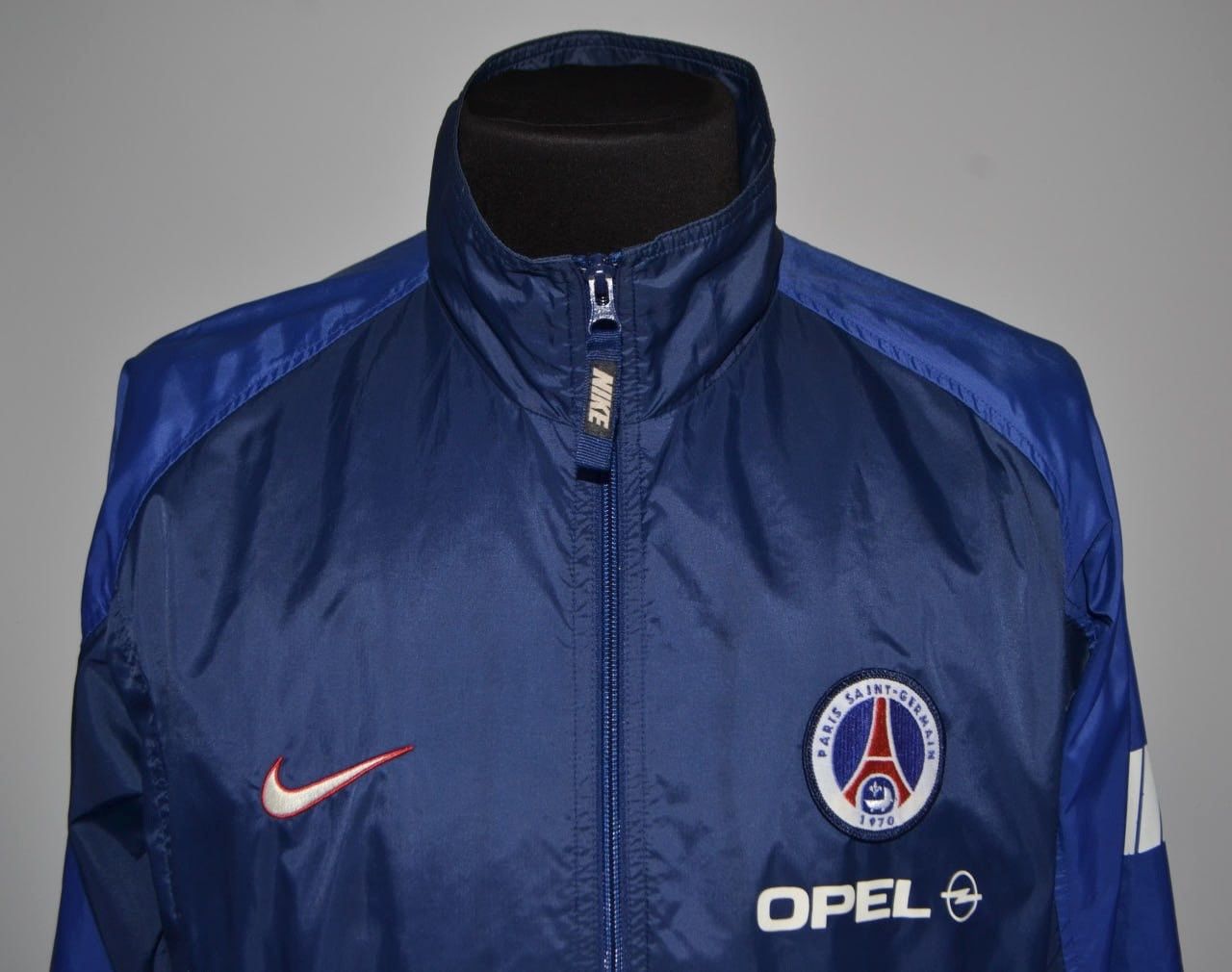Nike VTG Nike PSG Paris Saint Germain Soccer Windbreaker Jacket Size US XL / EU 56 / 4 - 2 Thumbnail