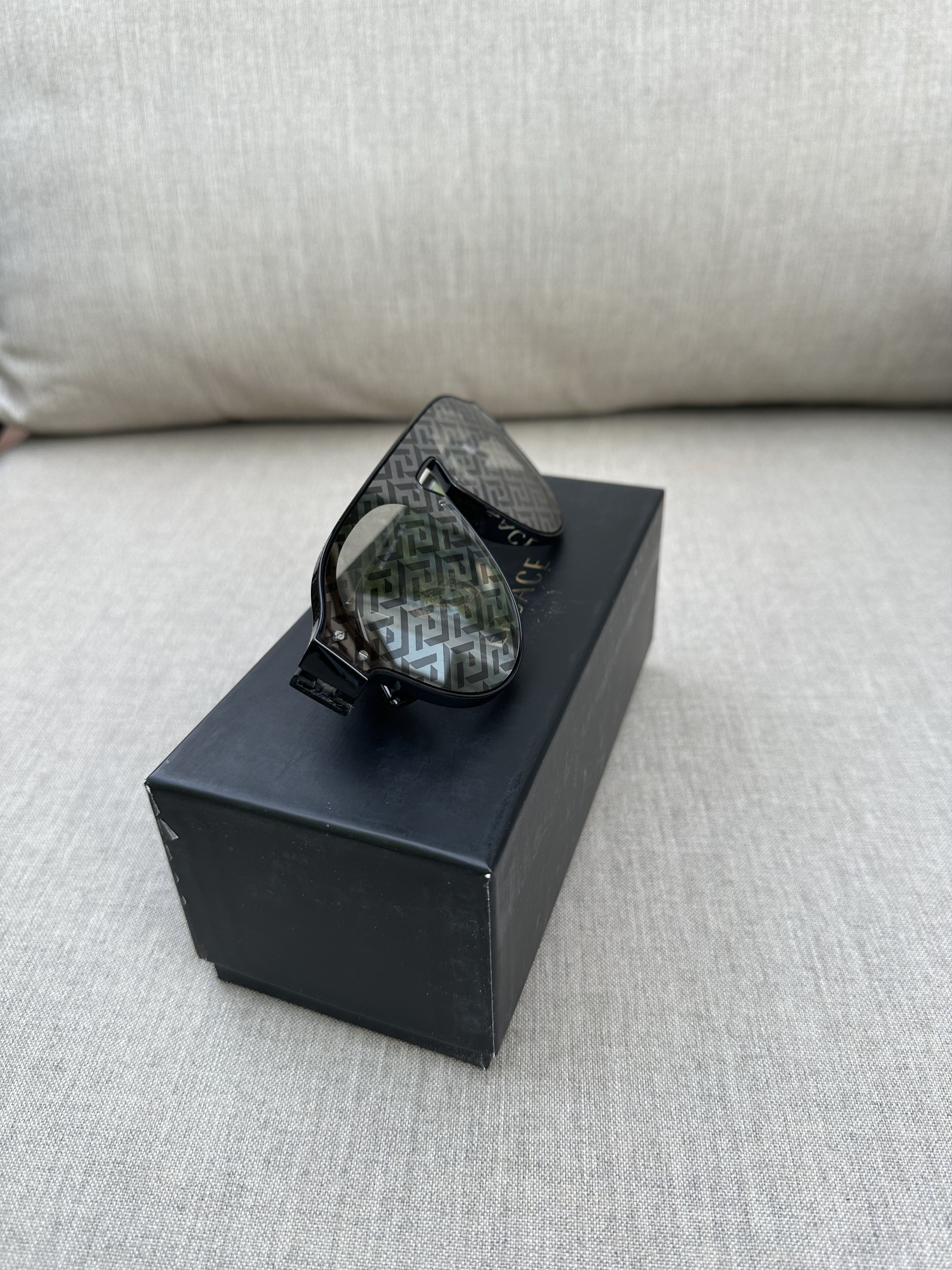 Versace 🕶️ Versace VE4420 Monogram Sunglasses – Brand New Size ONE SIZE - 5 Thumbnail