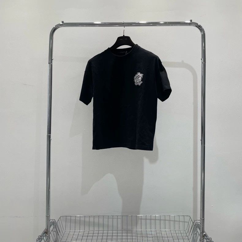 Louis Vuitton Louis Vuitton Smoke print short sleeve Size US S / EU 44-46 / 1 - 2 Thumbnail