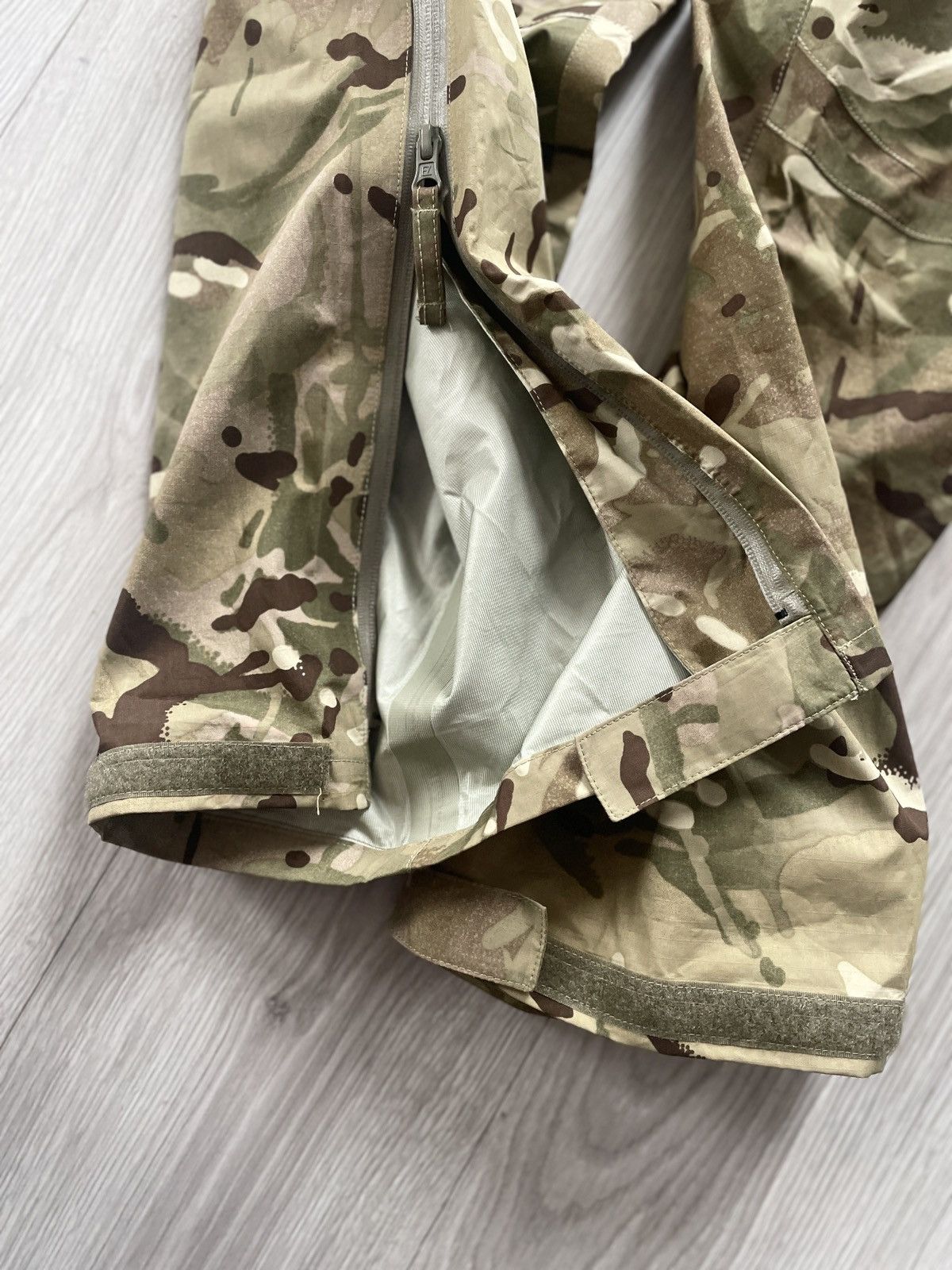 Alpha Industries Army gore-tex multicam pants Size US 32 / EU 48 - 2 Thumbnail