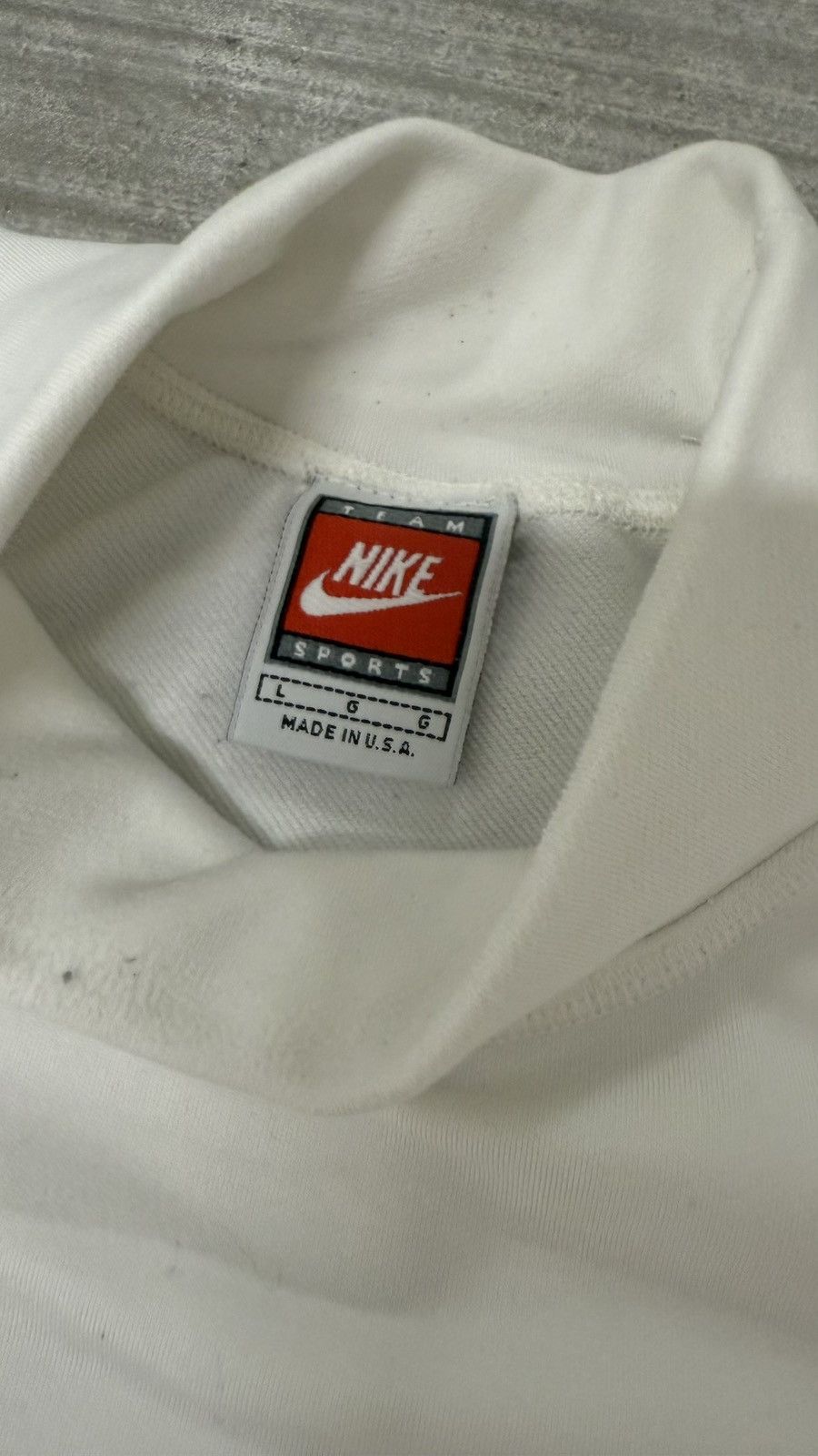 Nike Y2K nike long sleeve crew white Size US L / EU 52-54 / 3 - 2 Thumbnail