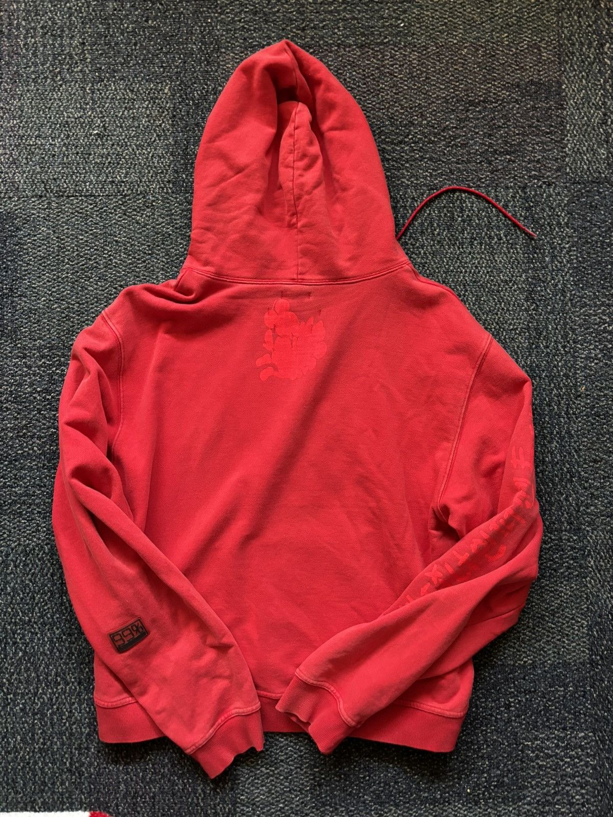 99%IS- 99%is Red Heart Hoodie Size US L / EU 52-54 / 3 - 2 Thumbnail