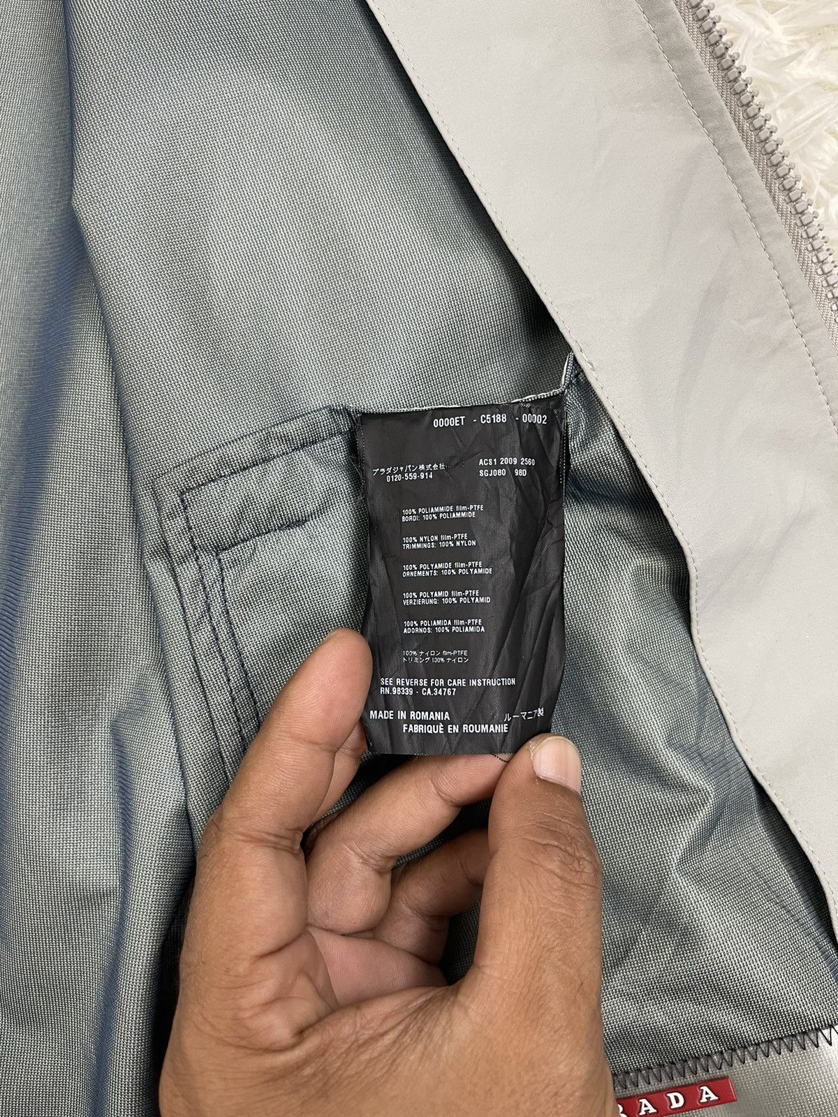 Prada Prada Nylon Shell Gore-Tex Windstopper Jacket 2009 Grey Size US M / EU 48-50 / 2 - 12 Thumbnail