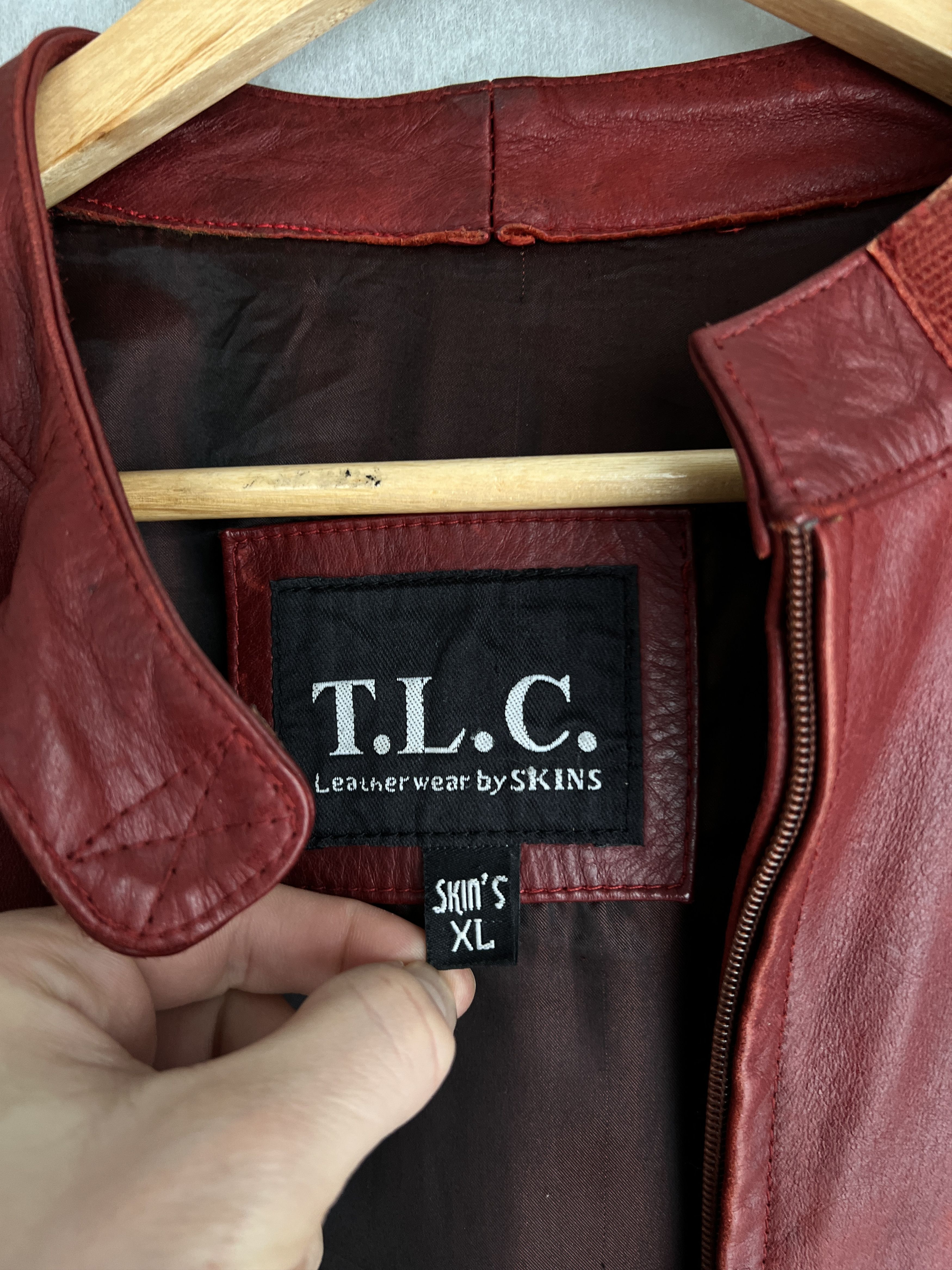 Le Grande Bleu (L.G.B.) Tyler Durden style vintage red leather jacket cropped unisex Size US S / EU 44-46 / 1 - 9 Thumbnail