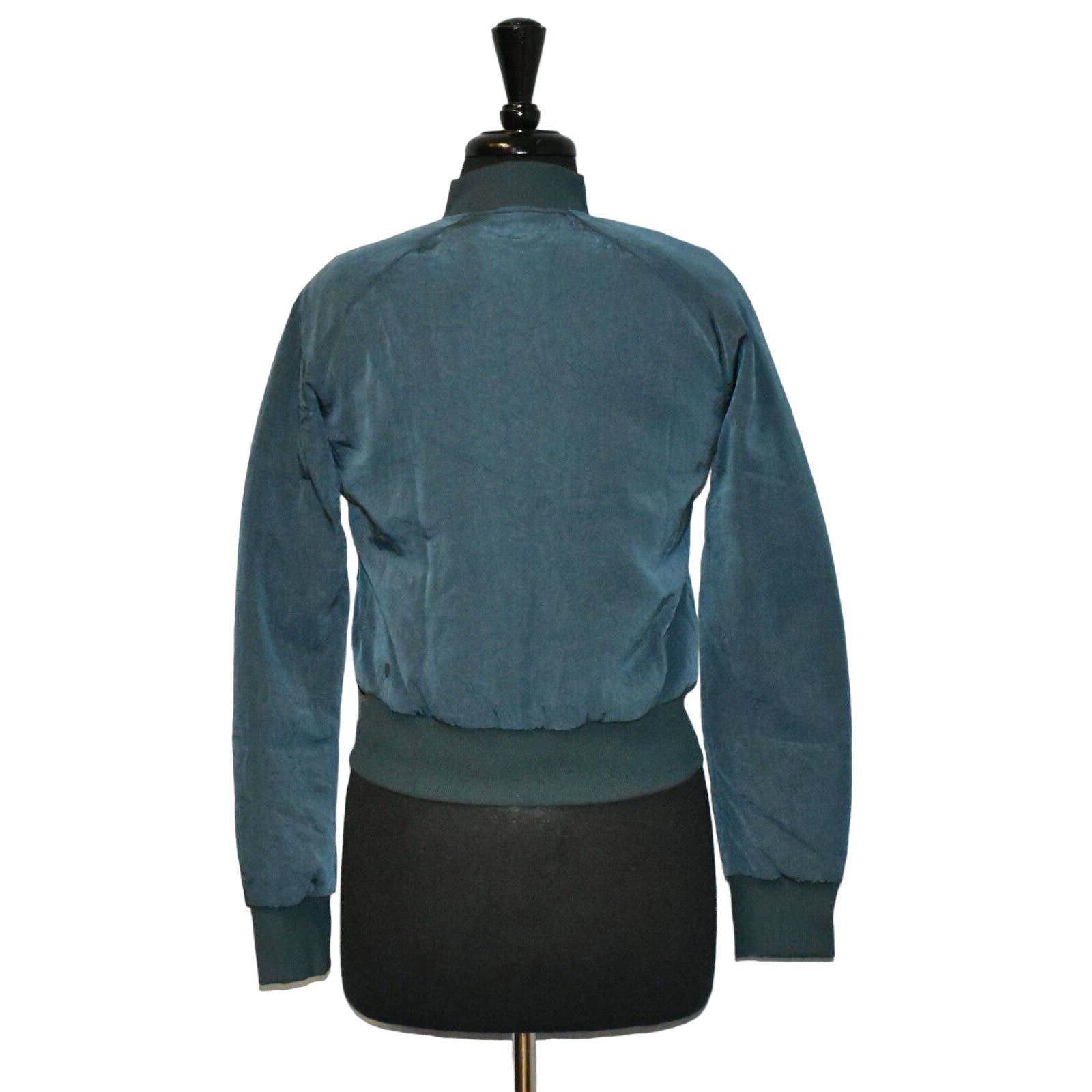 Lululemon C2 NWT LULULEMON Primaloft Water-Repellent Jacket Sz 4 $148 Size S / US 4 / IT 40 - 4 Thumbnail