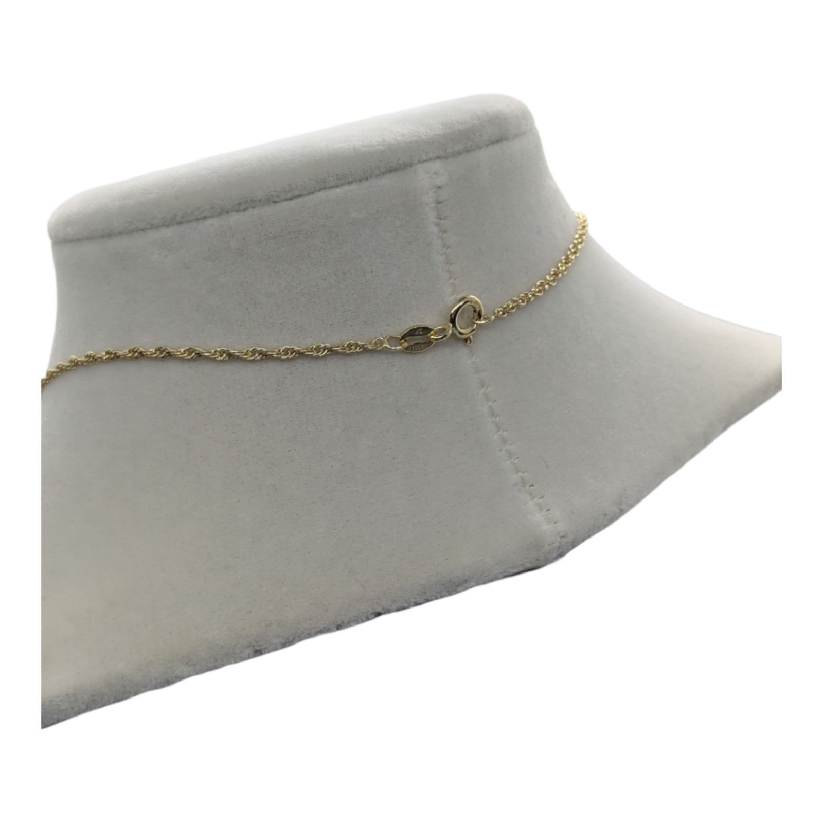 The Unbranded Brand 14 KT Gold Filled Medical Cannabis symbol and necklace Size ONE SIZE - 4 Thumbnail