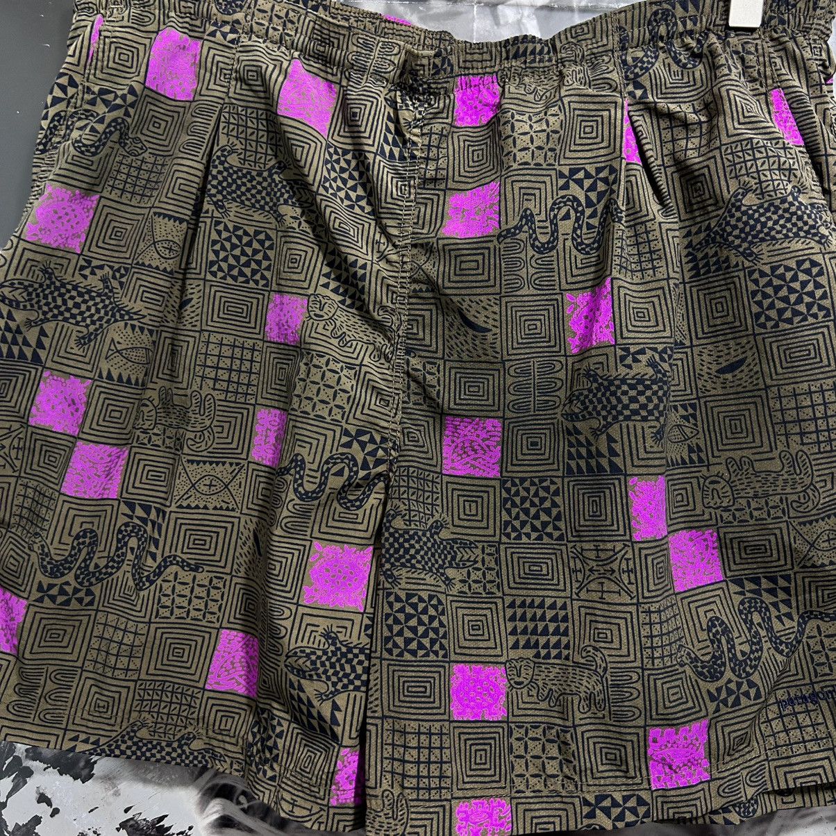 Patagonia × Vintage PATAGONIA BAGGIES SHORTS ANIMALS AOP 1992 Size US M / EU 48-50 / 2 - 3 Thumbnail