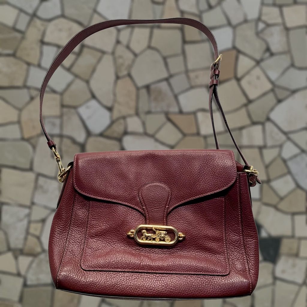 Coach VINTAGE Coach Shoulder Bag Womens OS Maroon Leather Brown F80840 Like New Size ONE SIZE - 1 Thumbnail