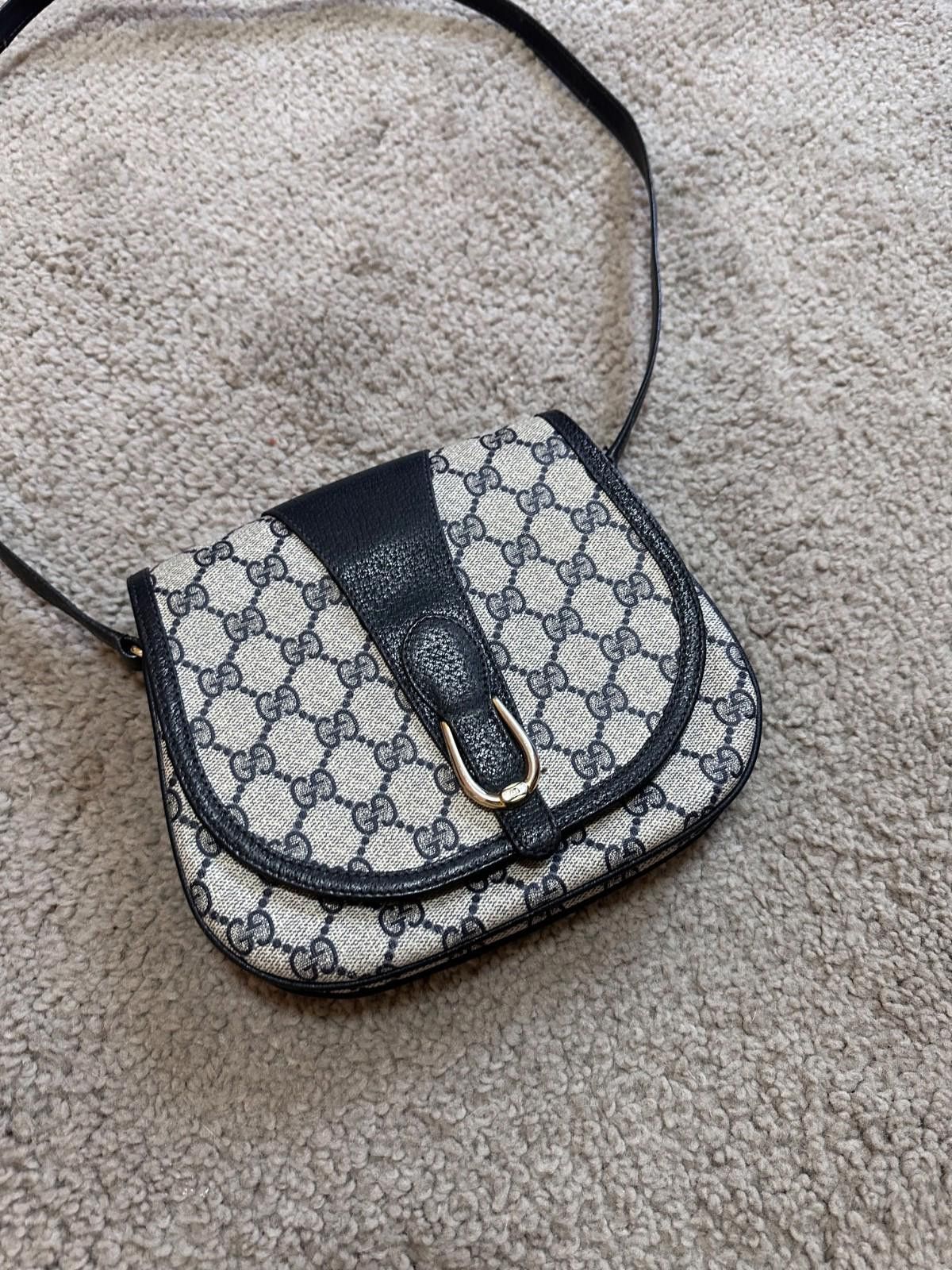 Gucci GUCCI GG Canvas Shoulder Bag PVC Leather Gray Navy Size ONE SIZE - 2 Thumbnail
