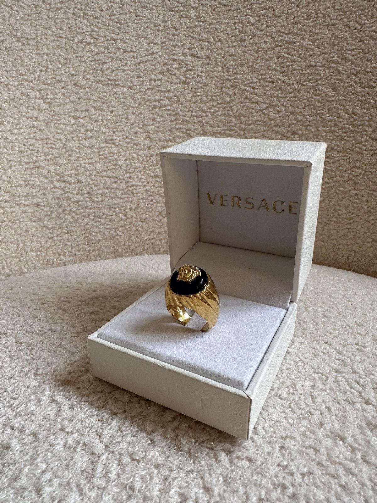 Jewelry Versace Medusa ring signet ring gold luxury Size ONE SIZE - 3 Thumbnail