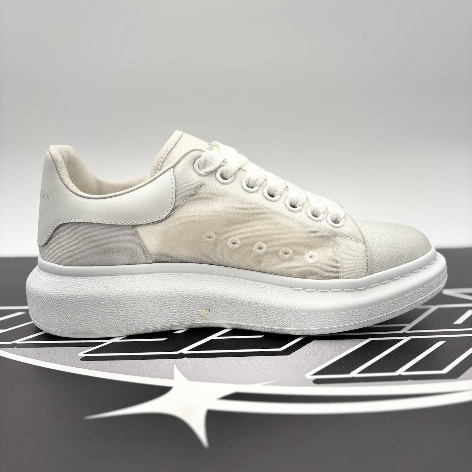 Alexander McQueen Alexander McQueen ‘ White Transparent ‘| EXCELLENT CONDITION Size US 7 / EU 40 - 13 Thumbnail