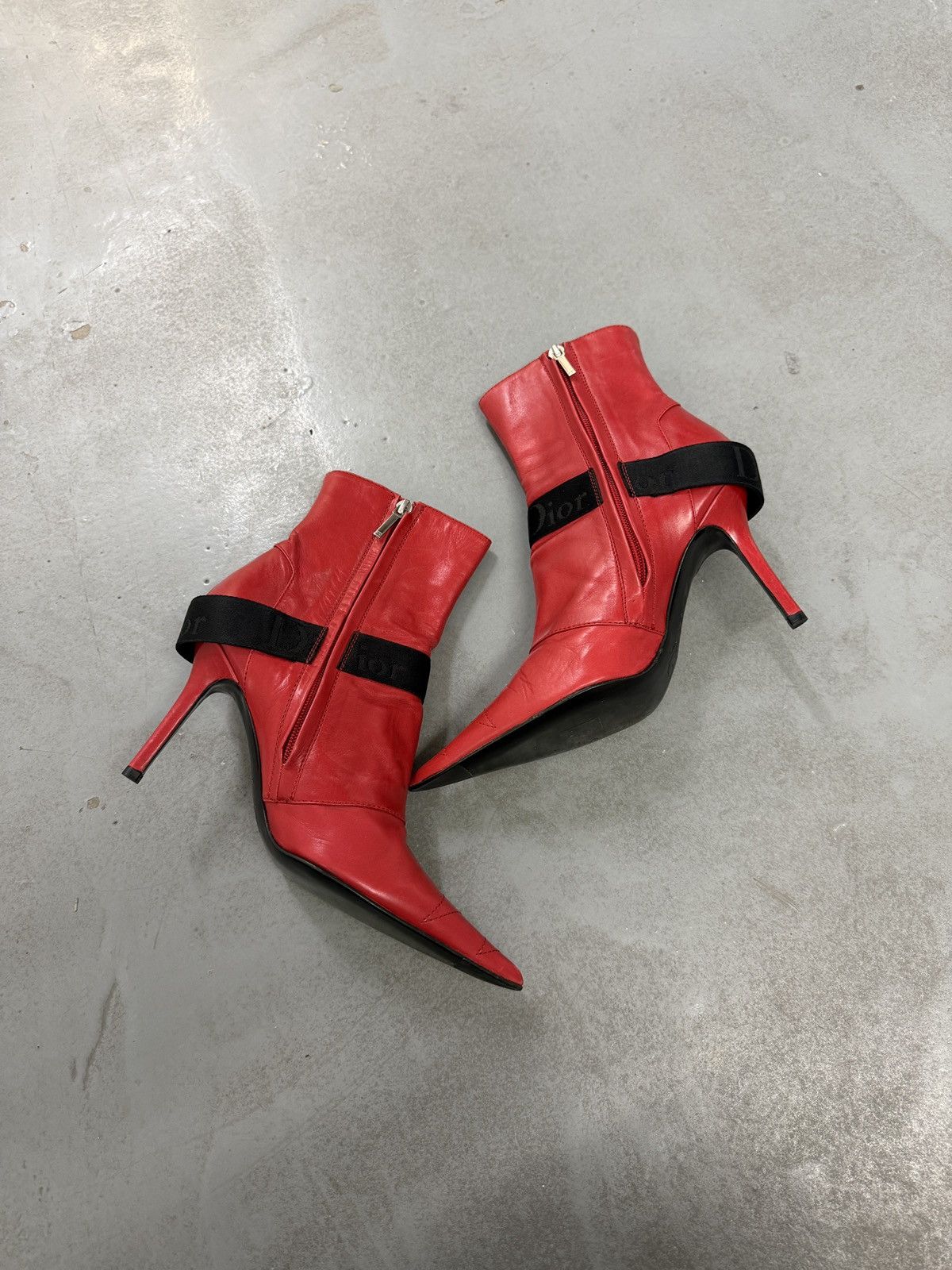 Dior Dior by John Galliano Red Leather Strap Ankle Boots Size US 9.5 / IT 39.5 - 5 Thumbnail