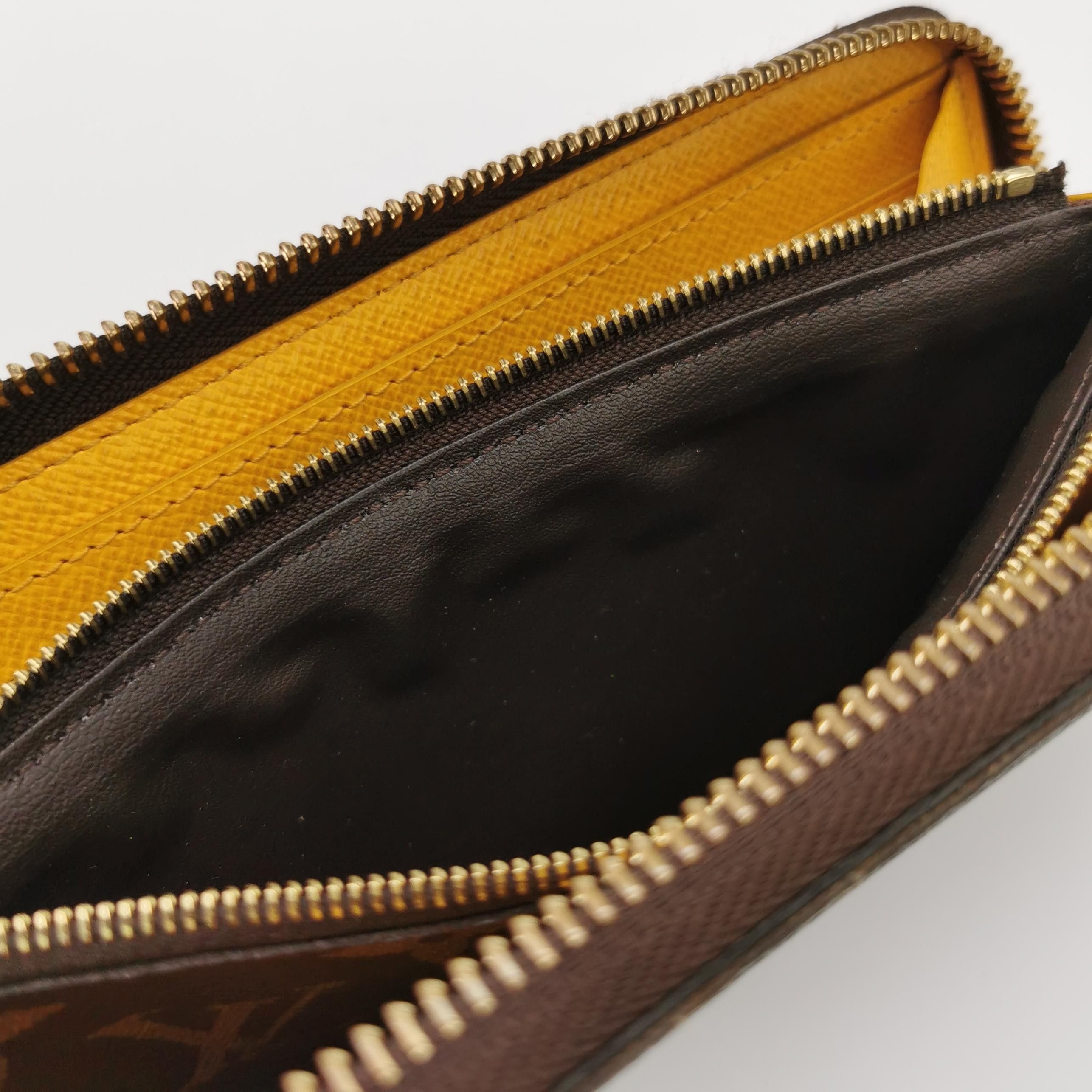 Louis Vuitton Louis Vuitton (LV) Clemence Zip Around Monogram Wallet -y25 Size ONE SIZE - 8 Thumbnail