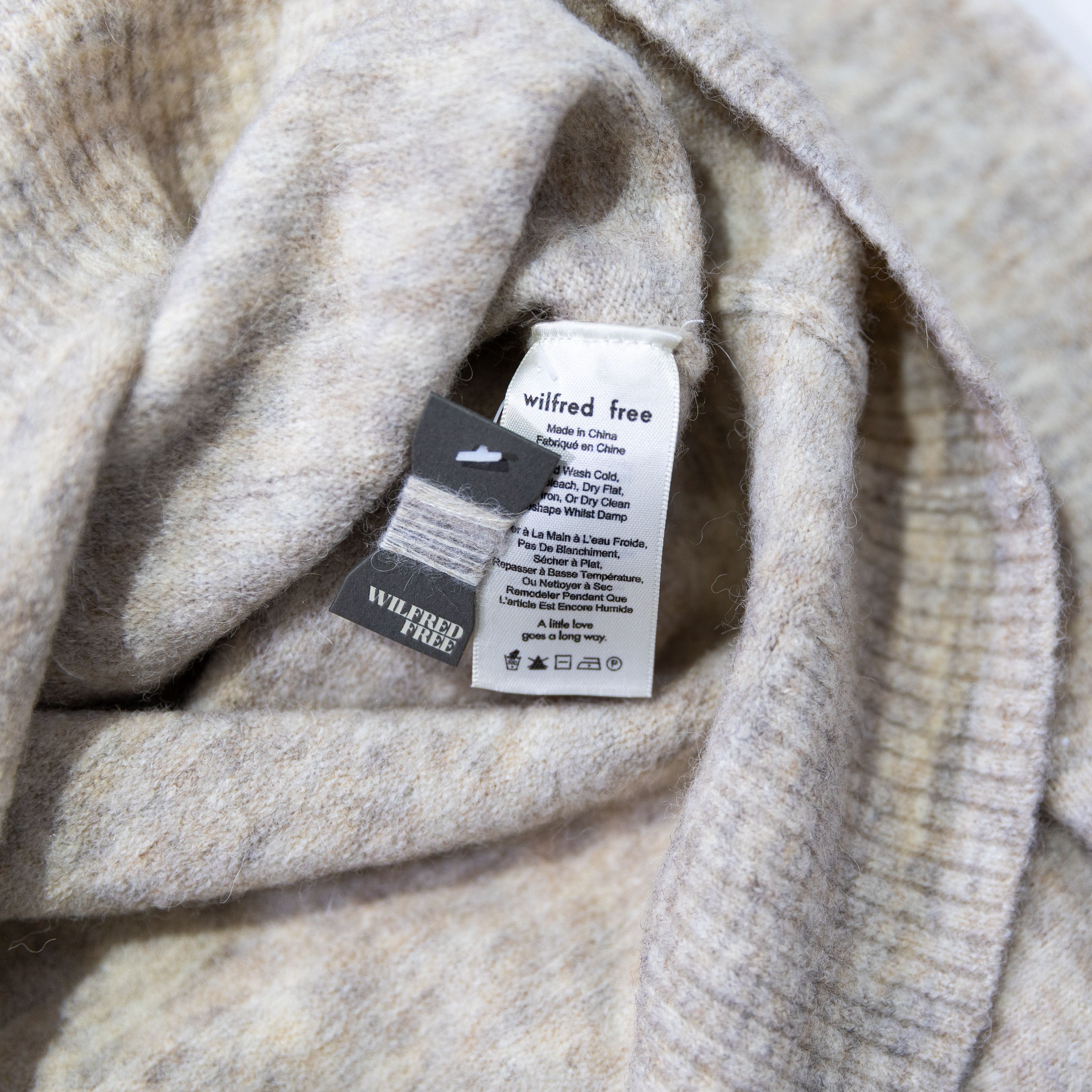 Aritzia NEW Wilfred Free Aritzia Faretta Off-Shoulder Size XS / US 0-2 / IT 36-38 - 3 Thumbnail