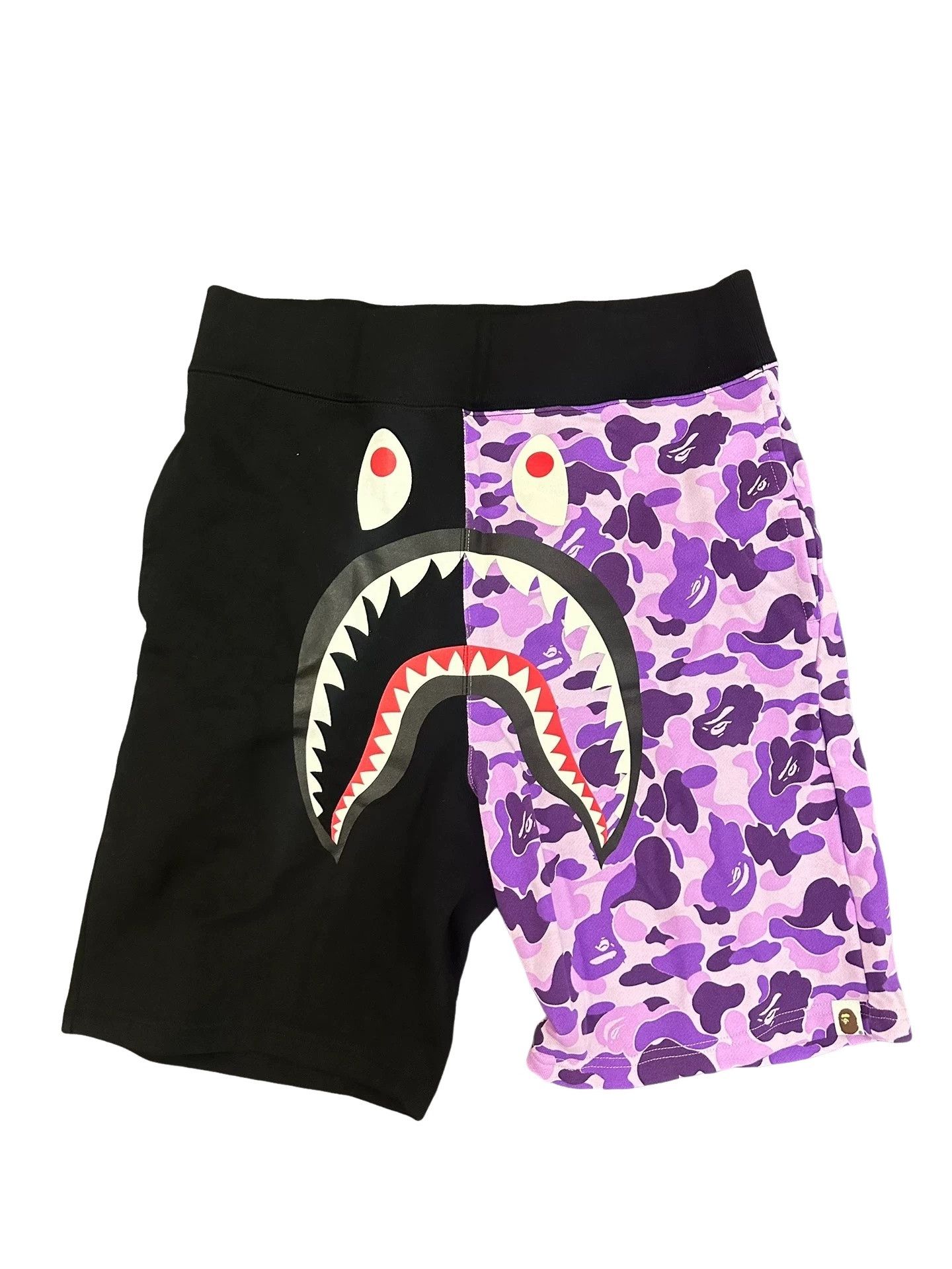 Bape A Bathing Ape Purple Camo Shark Shorts Size L Size US 34 / EU 50 - 1 Thumbnail