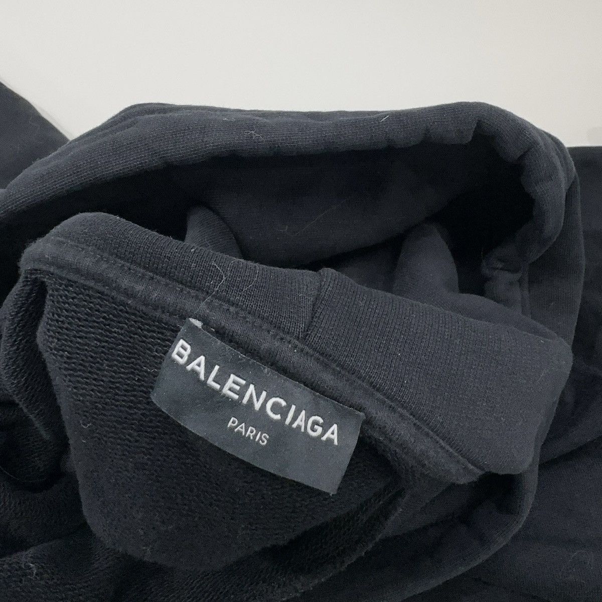 Balenciaga Balenciaga Paris Tourist Souvenir Hoodie Size US S / EU 44-46 / 1 - 3 Thumbnail