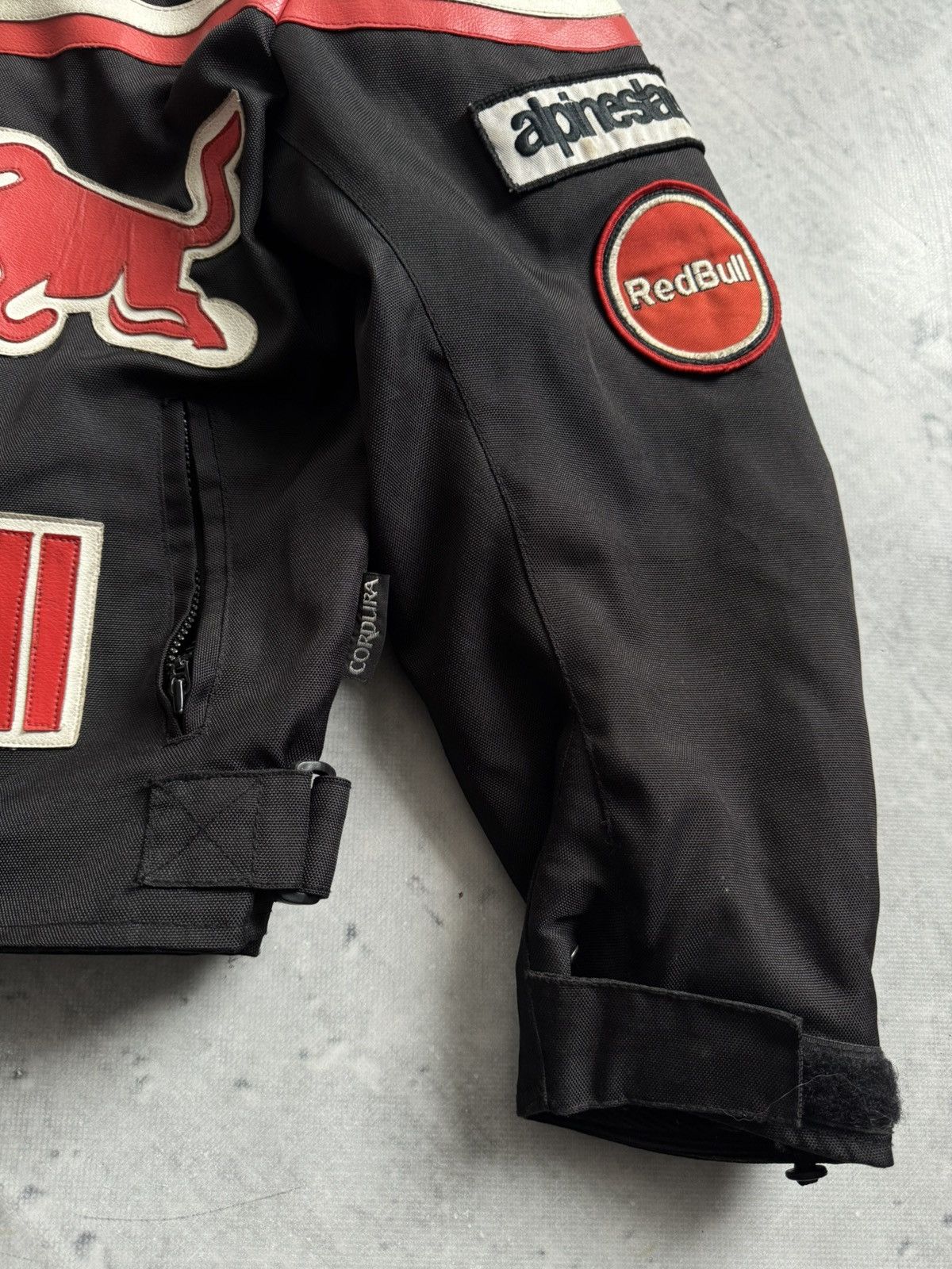 Red Bull Red Bull vintage big logo cotton jacket Size US XS / EU 42 / 0 - 8 Thumbnail