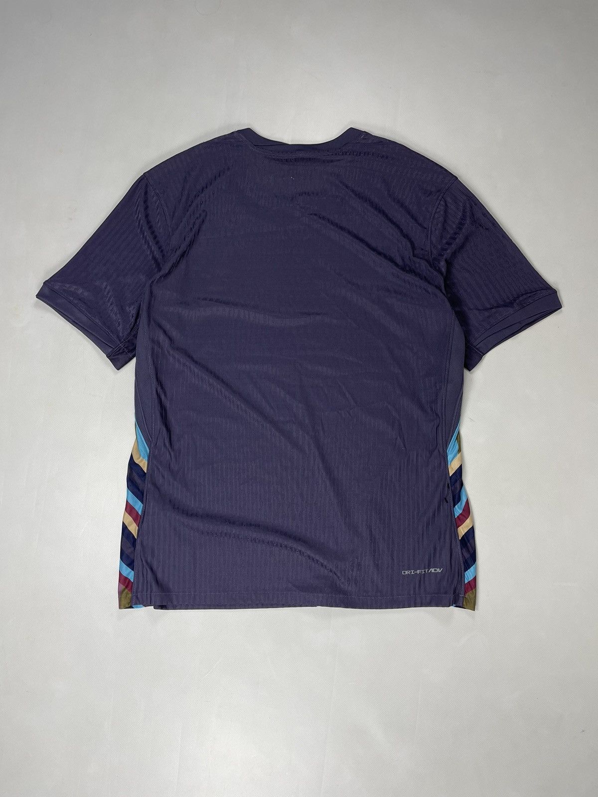 Nike Nike England ( Size XXL ) Away Stadium Vintage Purple Jersey Size US XXL / EU 58 / 5 - 11 Thumbnail