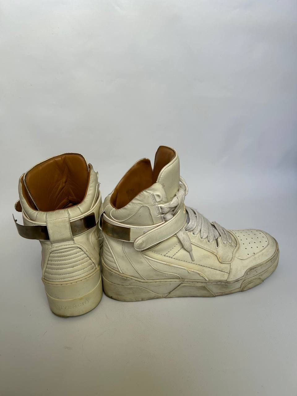 Givenchy Givenchy Tyson Sneakers 42EU Size US 10.5 / EU 43-44 - 1 Thumbnail