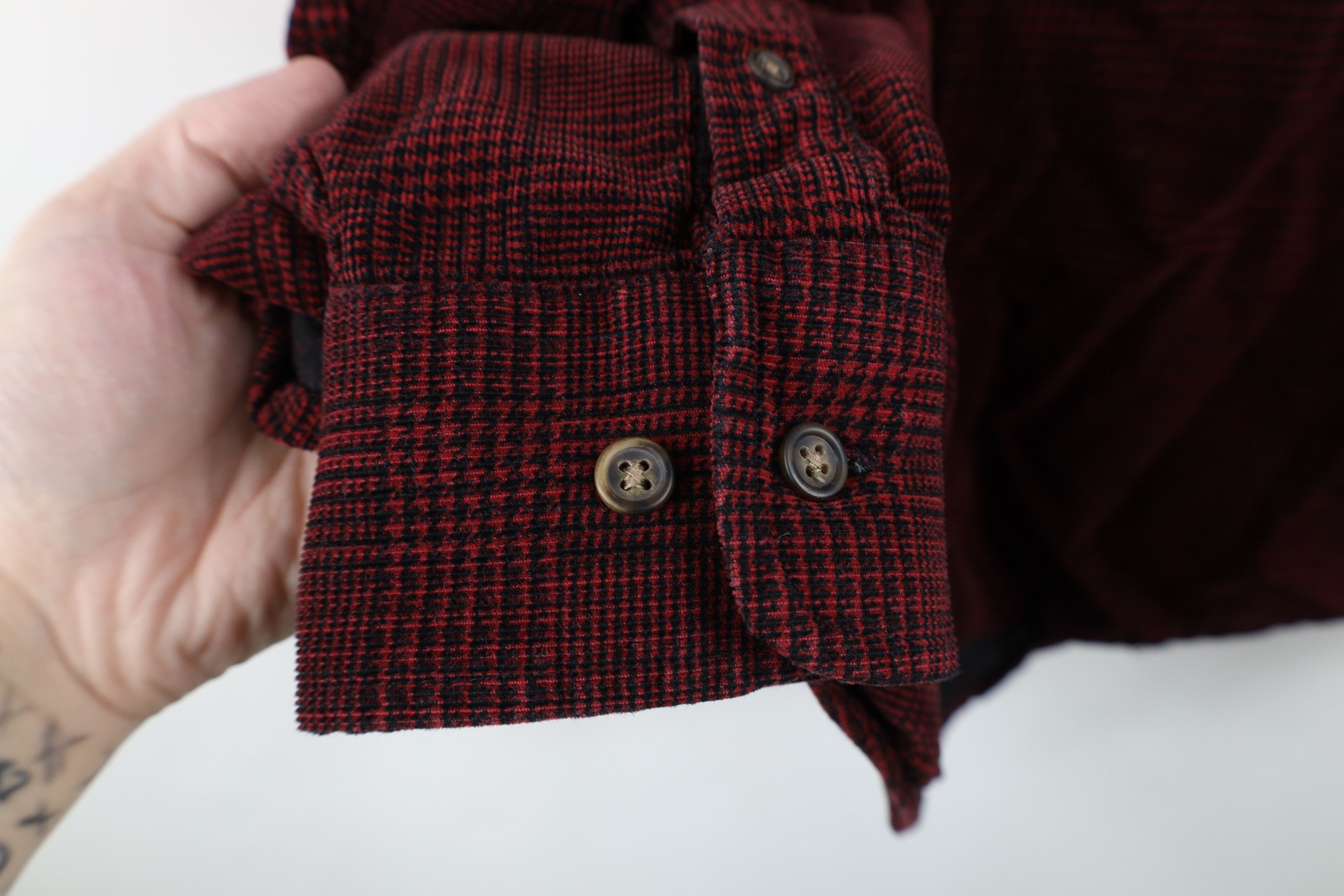 Vintage Vintage 90s Streetwear Houndstooth Corduroy Button Shirt Size US XL / EU 56 / 4 - 7 Thumbnail