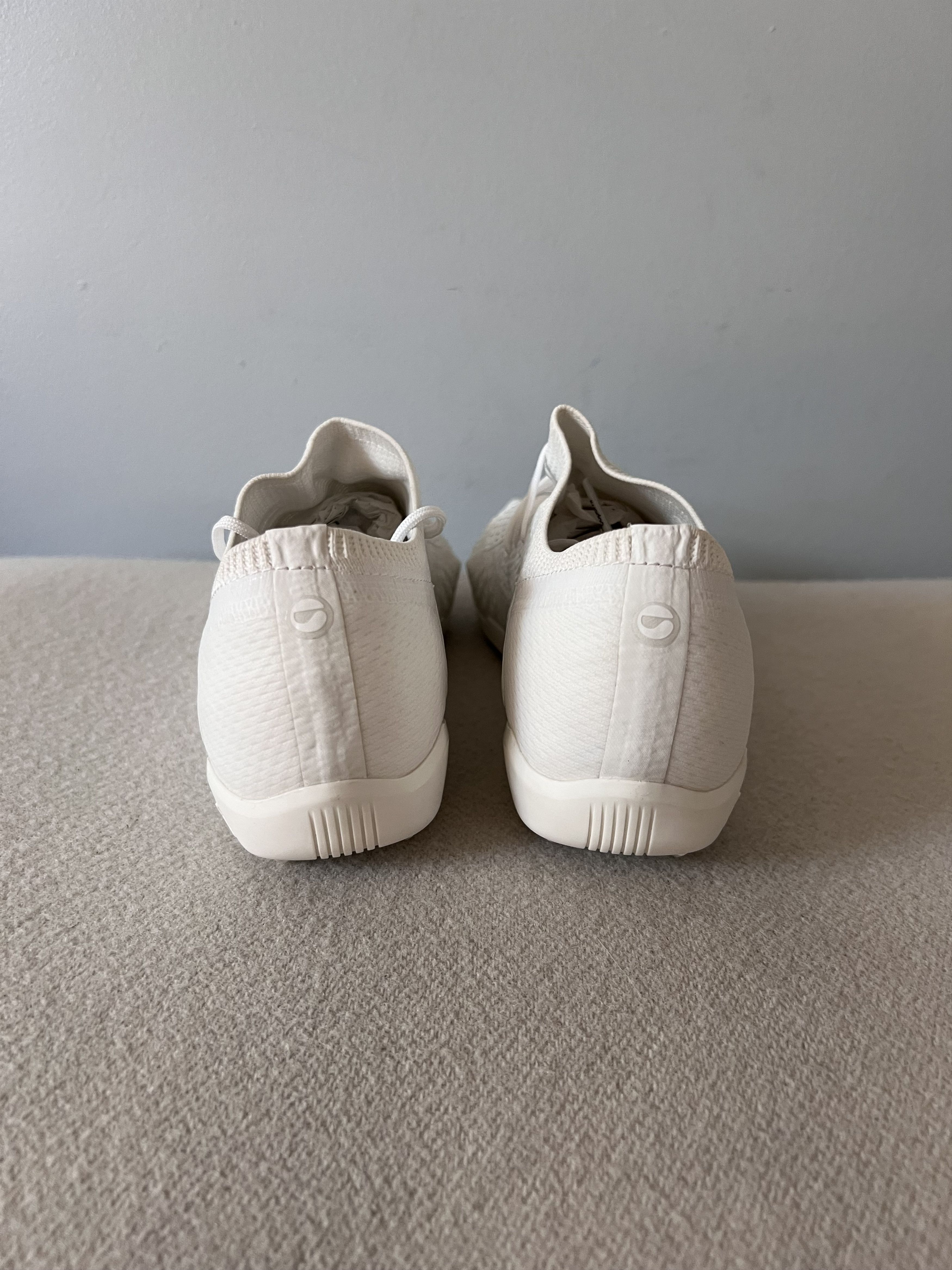 Coperni × Puma Coperni Puma 90SQR Sneakers in White Size US 7 / IT 37 - 5 Thumbnail