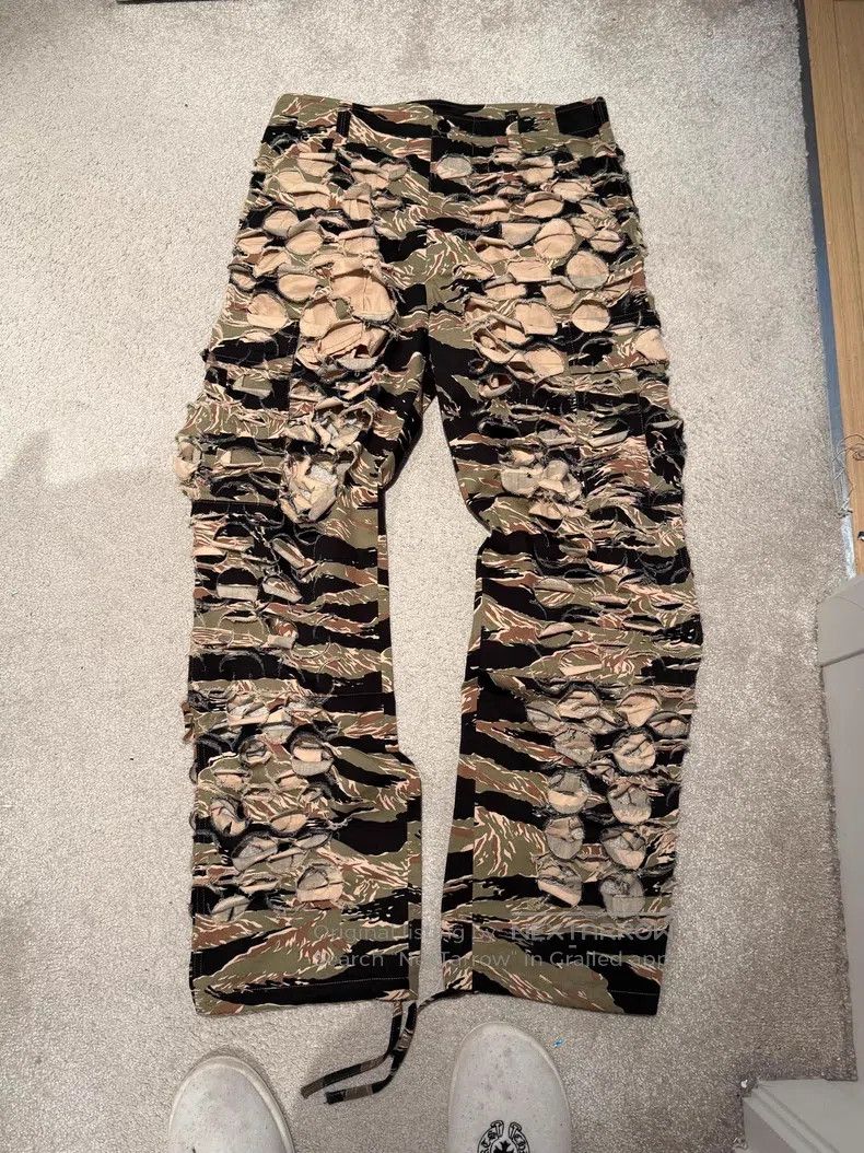 Vetements Vetements size S Camouflage Pants Size US 27 - 1 Thumbnail