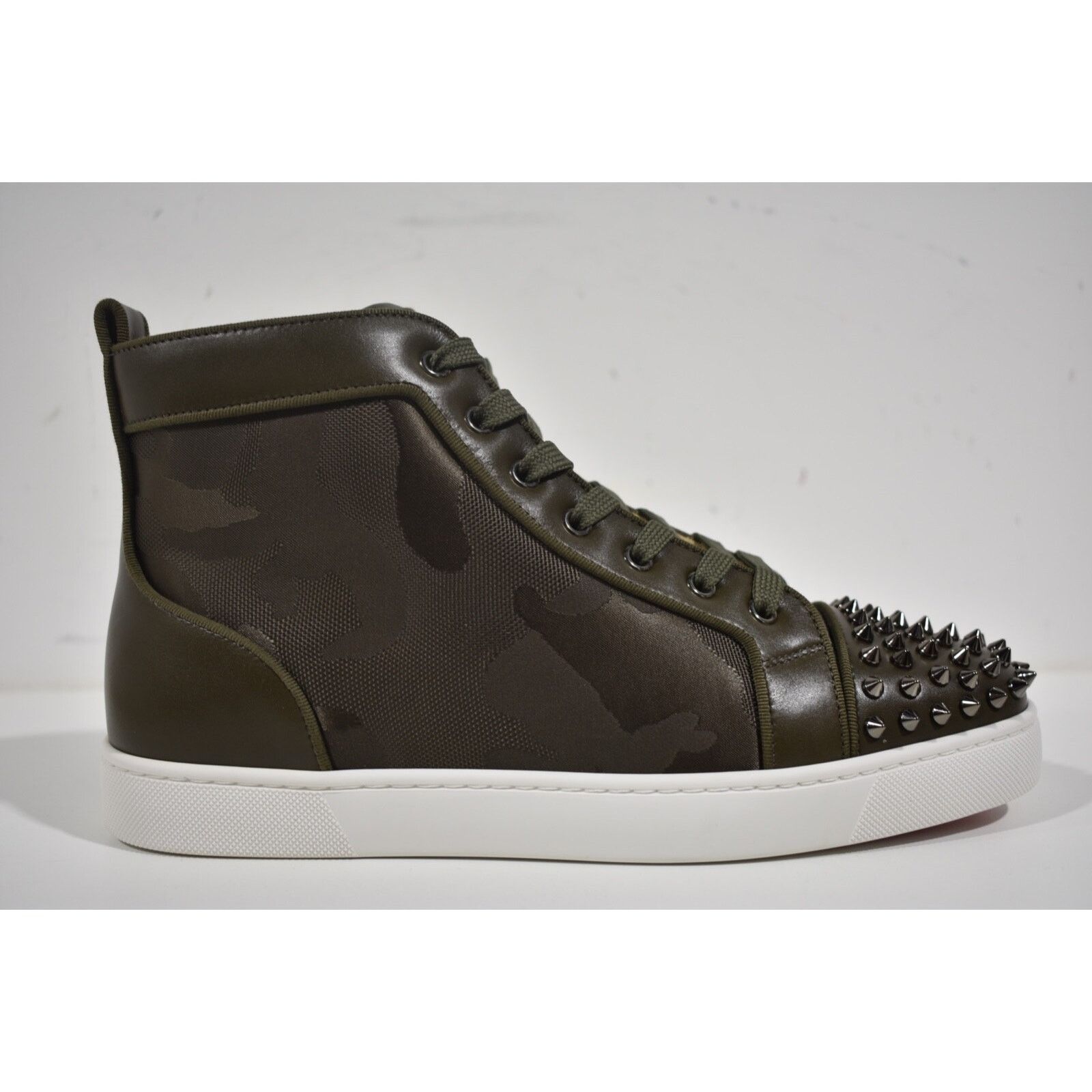 Christian Louboutin Christian Louboutin Spikes Orlato Flat High Top Sneaker 42 9 Size US 9 / EU 42 - 2 Thumbnail