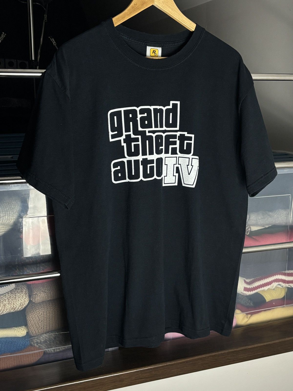 Rockstar Games Grand Theft Auto 4 Vintage GTA Rockstar Games Tee T-shirt Size US L / EU 52-54 / 3 - 2 Thumbnail